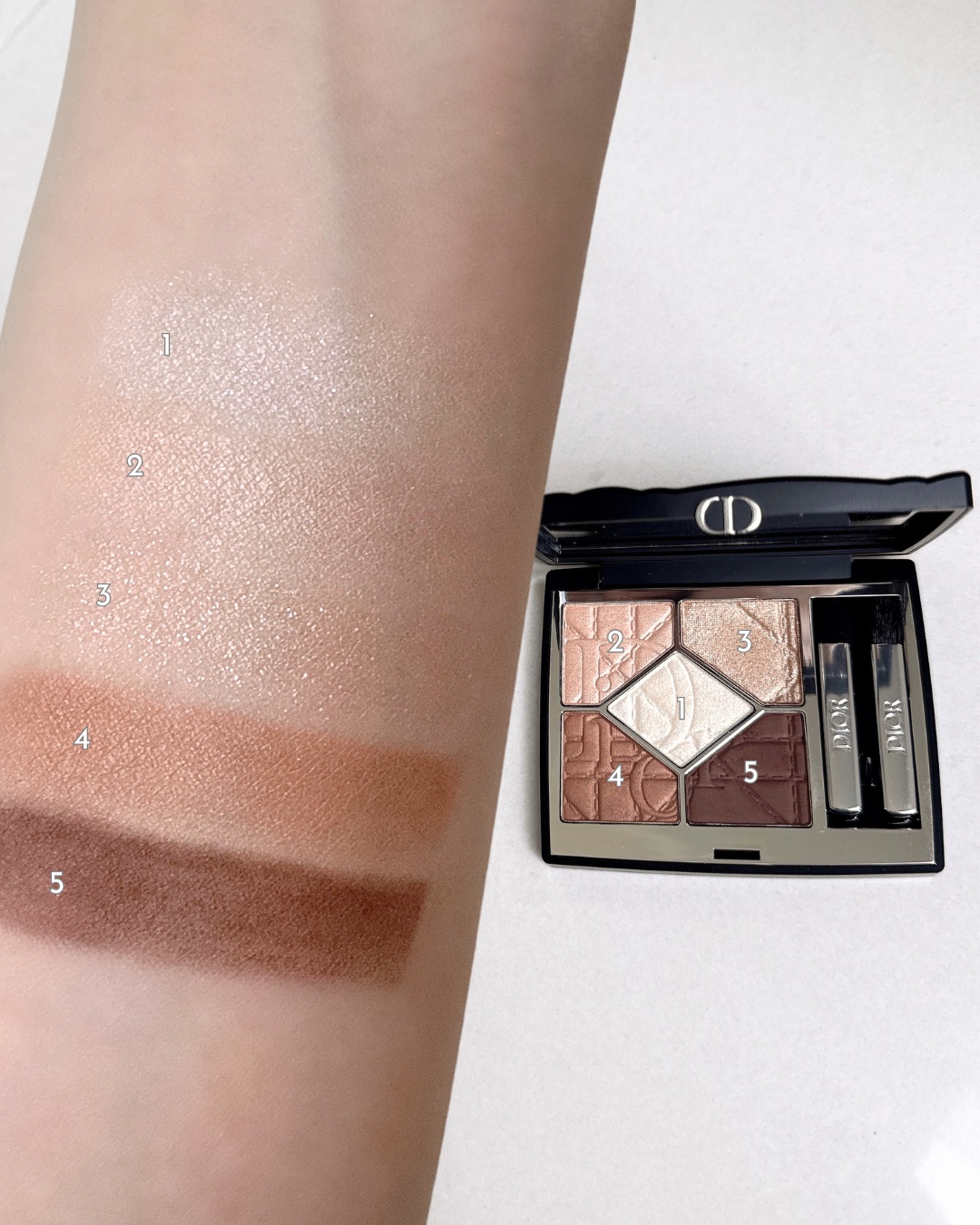 【旧】ディオールショウ サンク クルール（限定品） 557 ブラウン カシミア/Dior/アイシャドウを使ったクチコミ（3枚目）