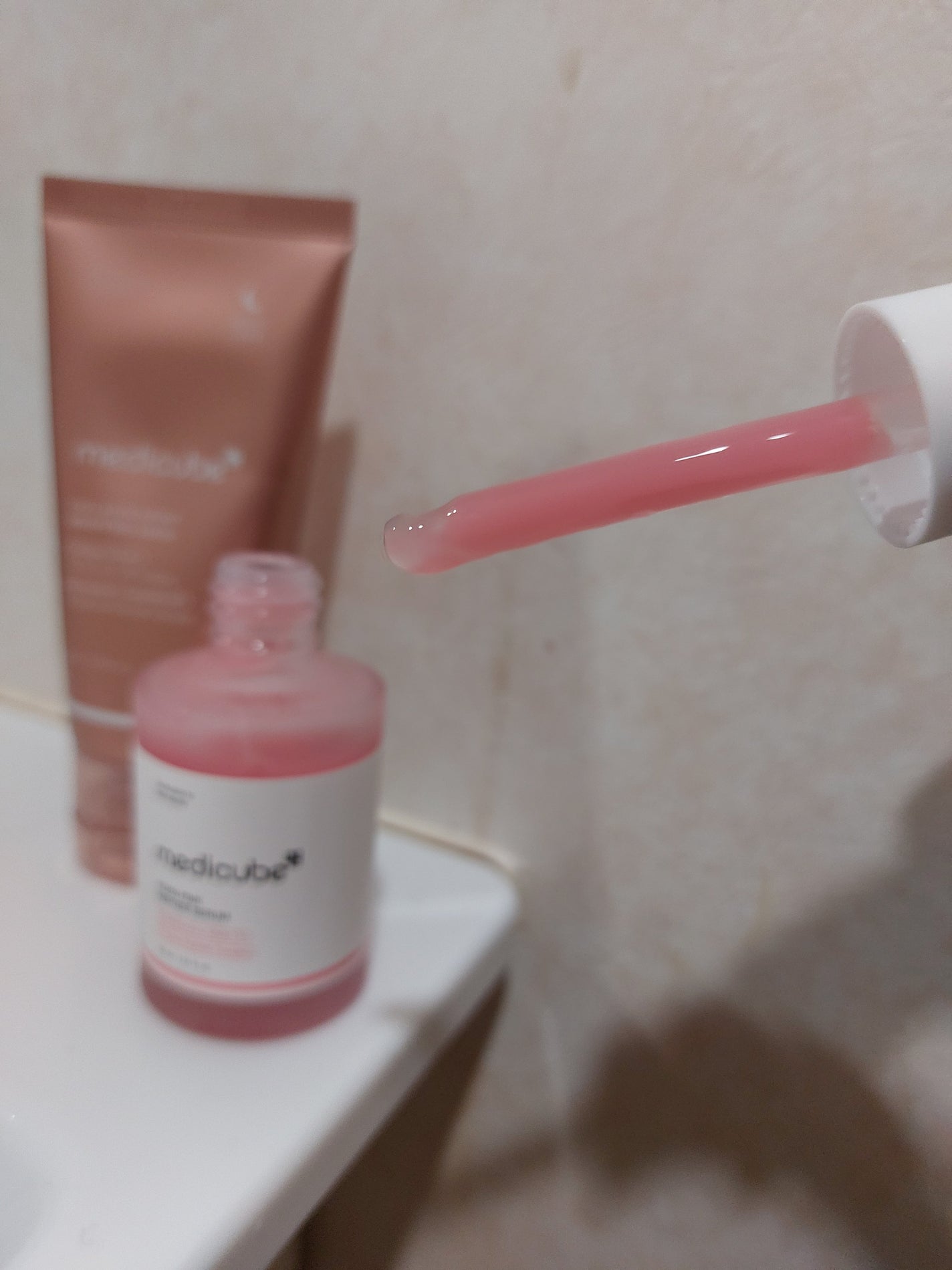 PDRNピンクアンプル PDRN 10,000ppm配合/MEDICUBE/美容液を使ったクチコミ(2枚目)