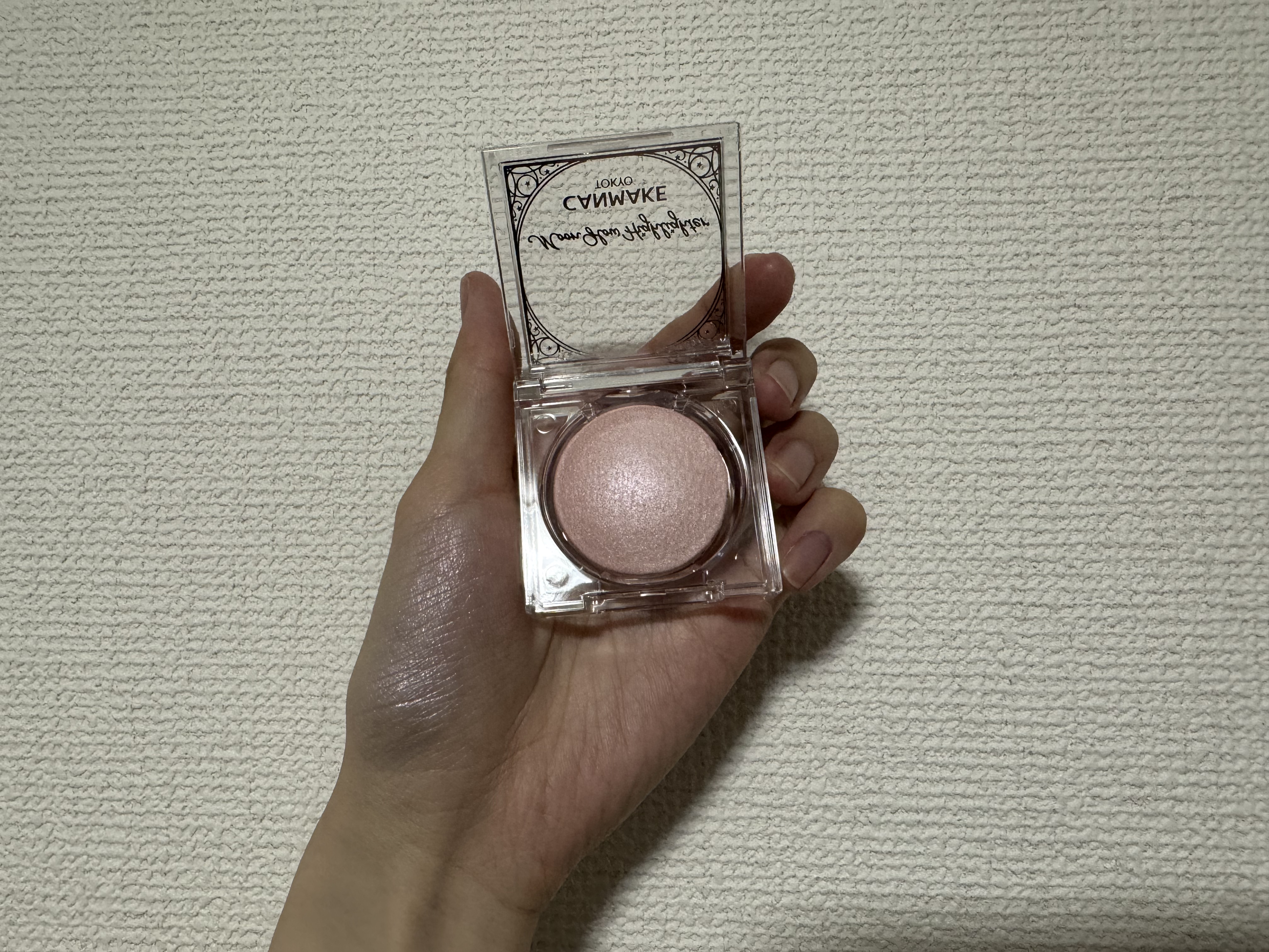 ムーングロウハイライター/キャンメイク/ハイライトを使ったクチコミ（2枚目）