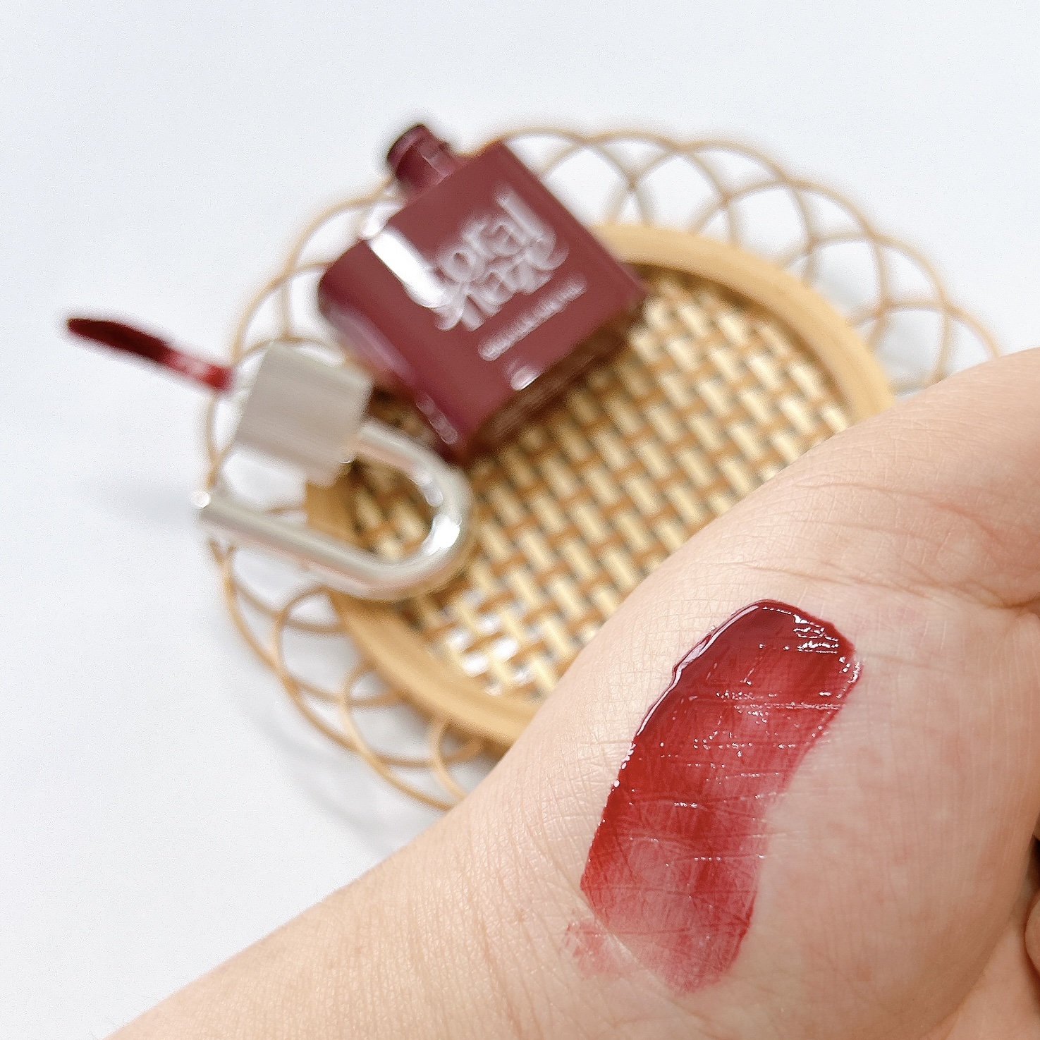 ボリューマイジングフォンデュリップ/Coralhaze/口紅を使ったクチコミ（2枚目）