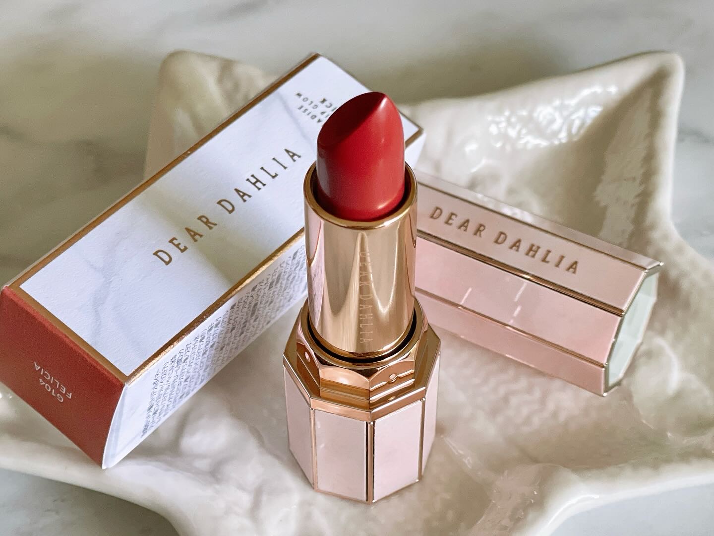 リップ パラダイスセンシュアルリップグロウ/DEAR DAHLIA/口紅を使ったクチコミ（1枚目）