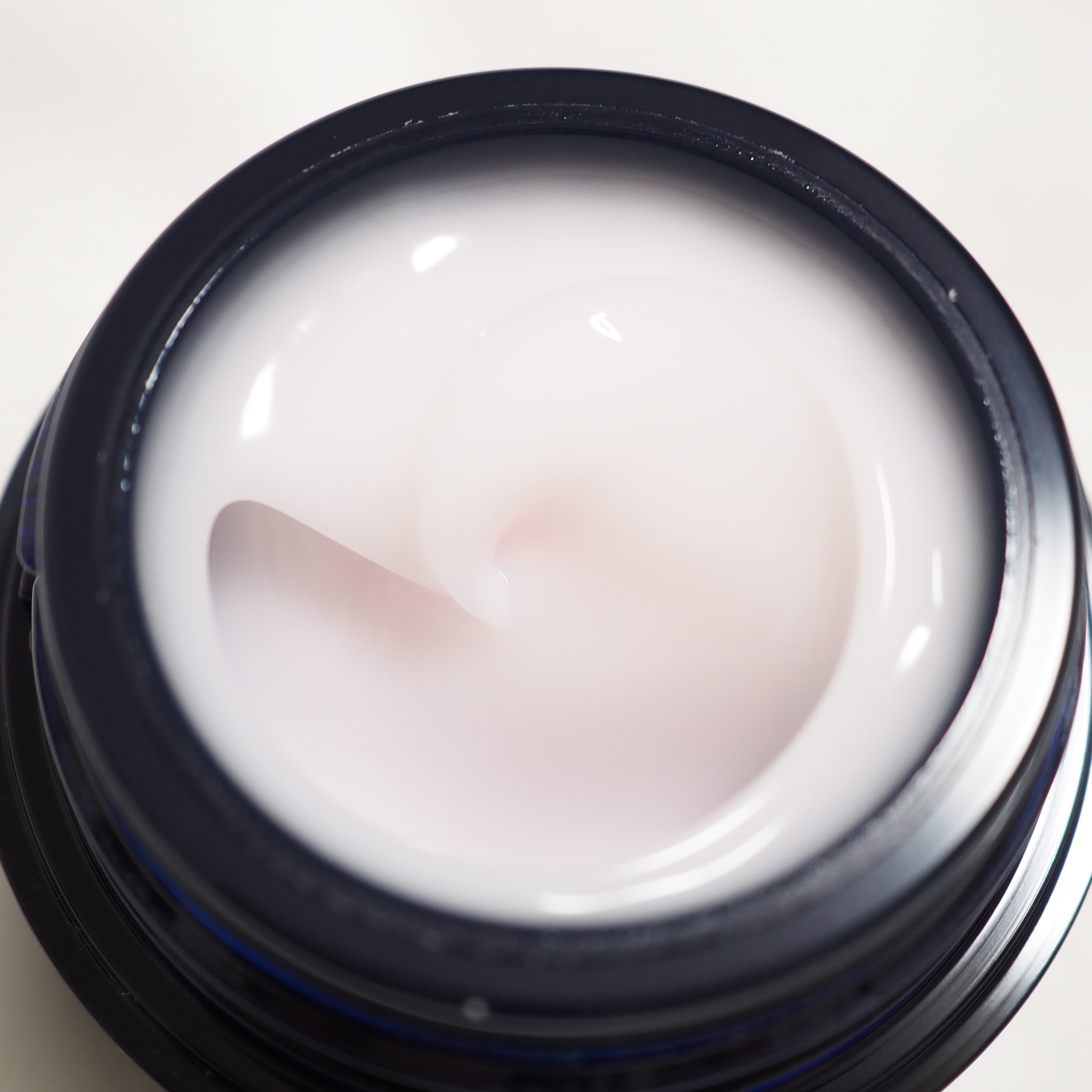 アテニア ミッドナイトモイスチャライザー/アテニア/フェイスクリームを使ったクチコミ（2枚目）