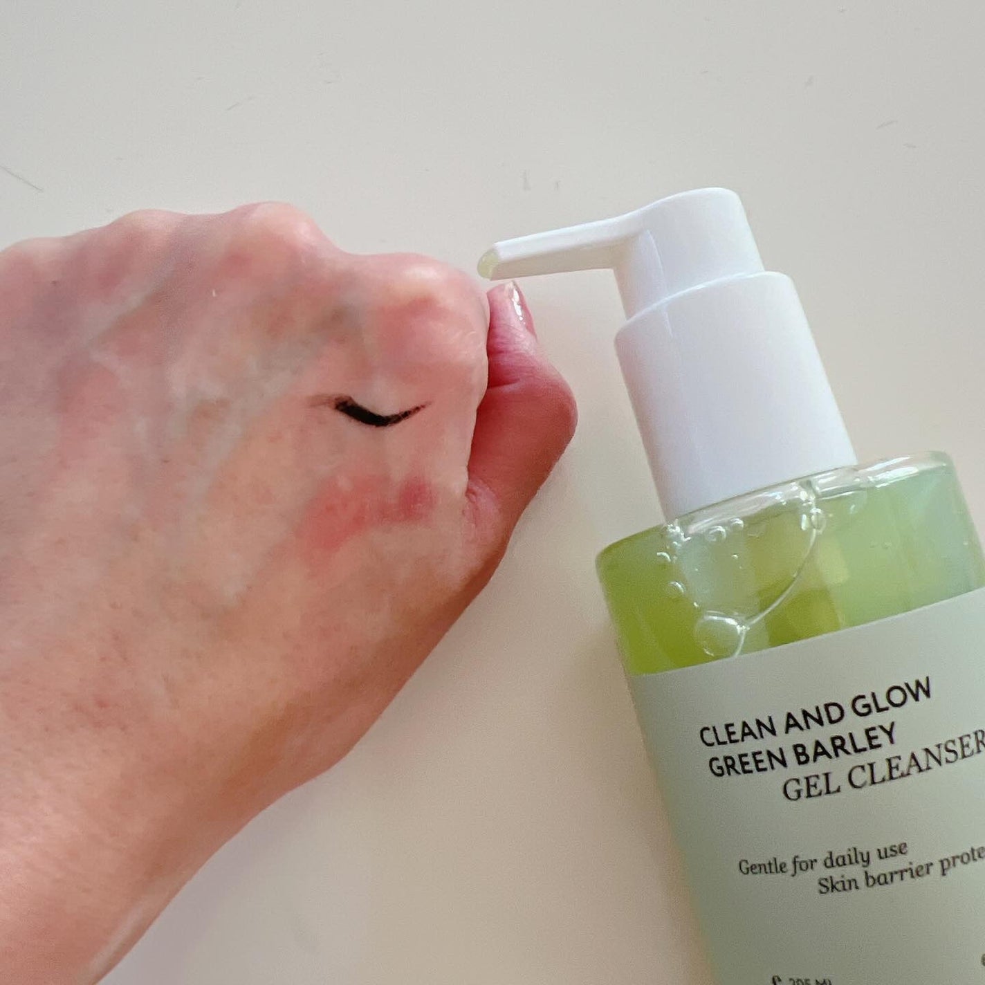 青麦クレンジングジェル /Veganifect/クレンジングジェルを使ったクチコミ(5枚目)