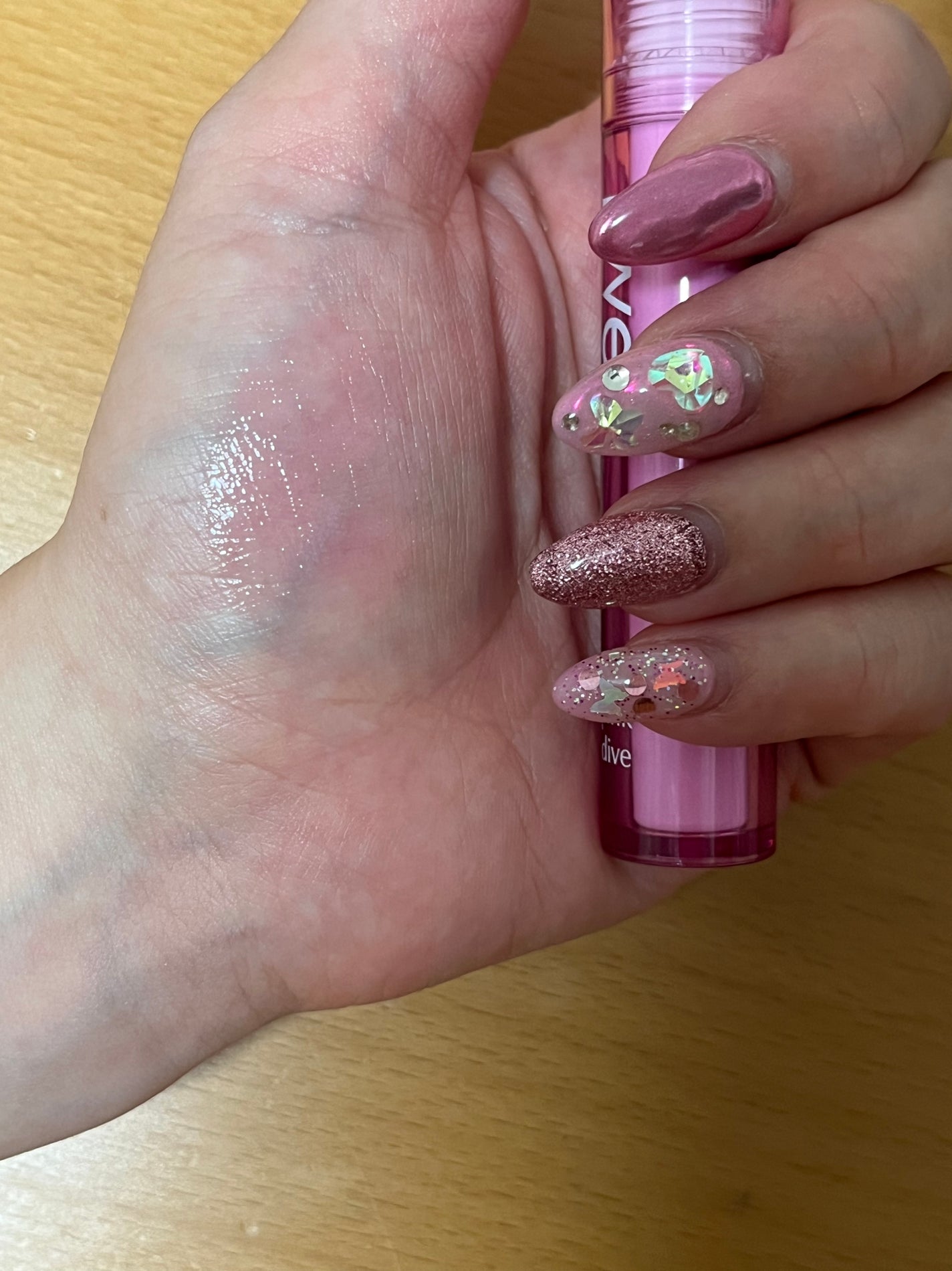 フィーティントガラス/fwee/リップティントを使ったクチコミ(3枚目)