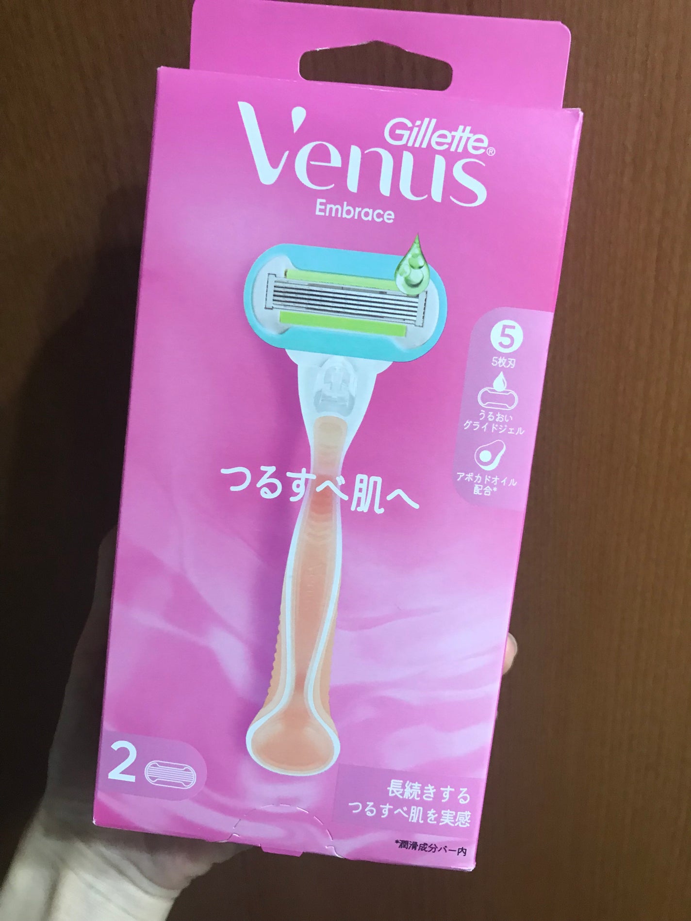エンブレイス つるすべ肌/Gillette Venus/シェーバーを使ったクチコミ(1枚目)