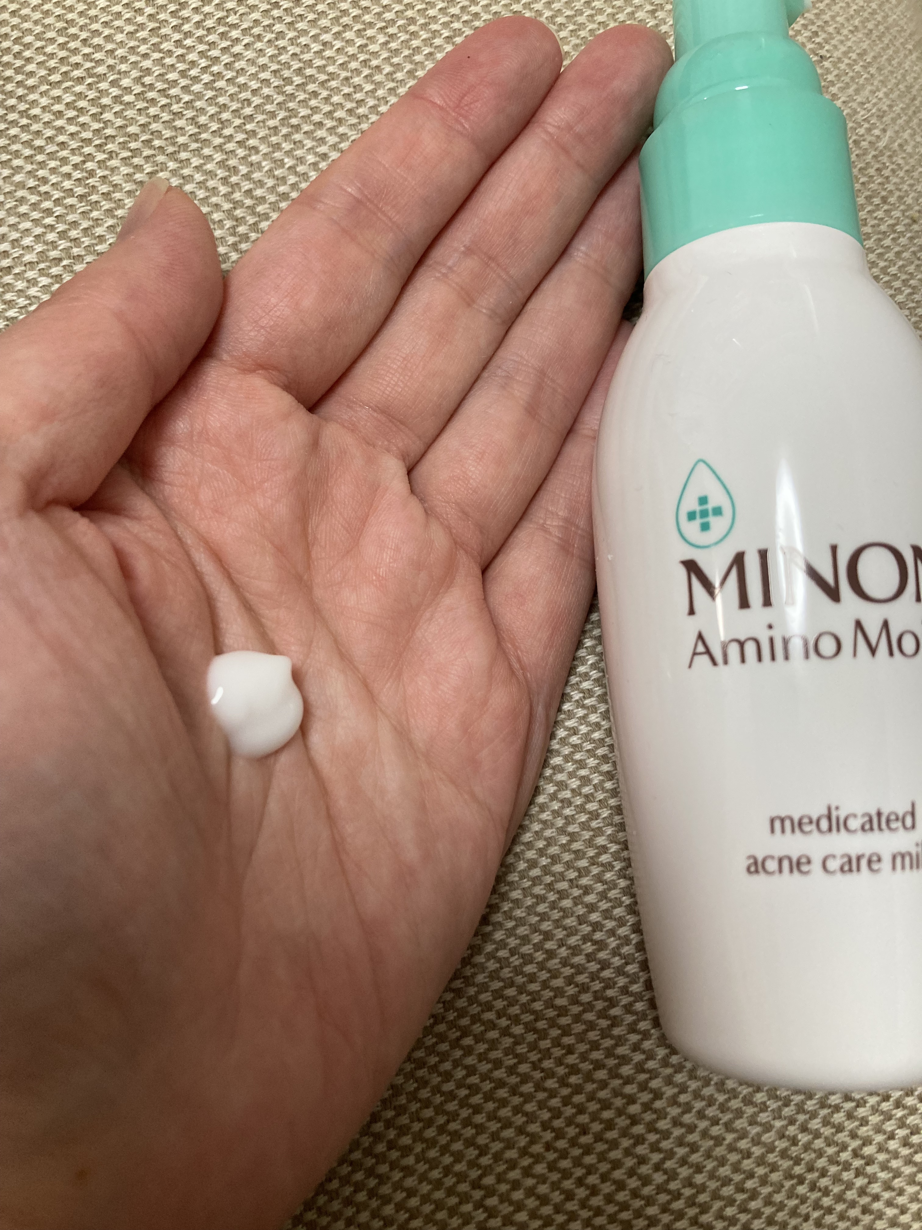 ミノン アミノモイスト 薬用アクネケア ミルク 100ｇ/ミノン/乳液を使ったクチコミ（2枚目）