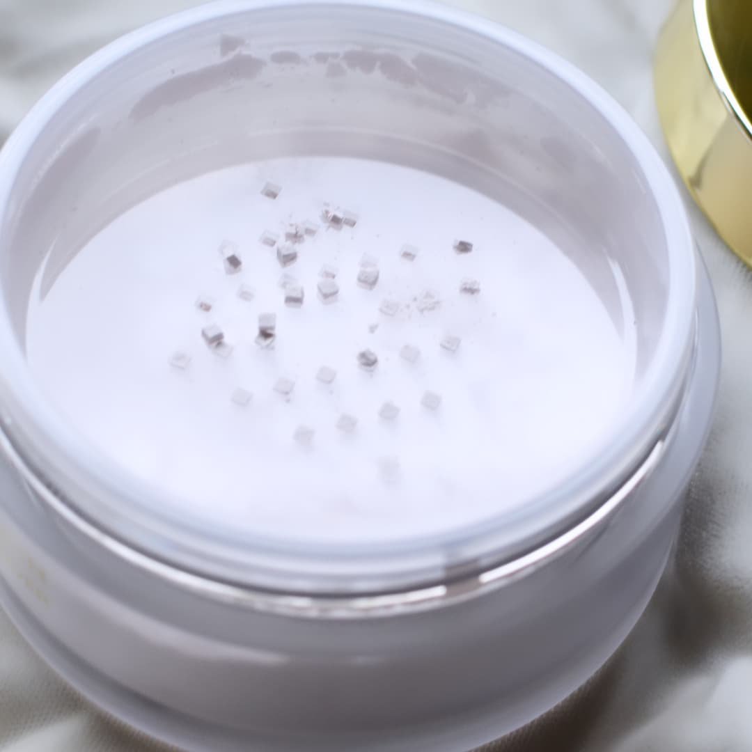 パリュール ゴールド スキン D-マイクロパウダー/GUERLAIN/ルースパウダーを使ったクチコミ（3枚目）