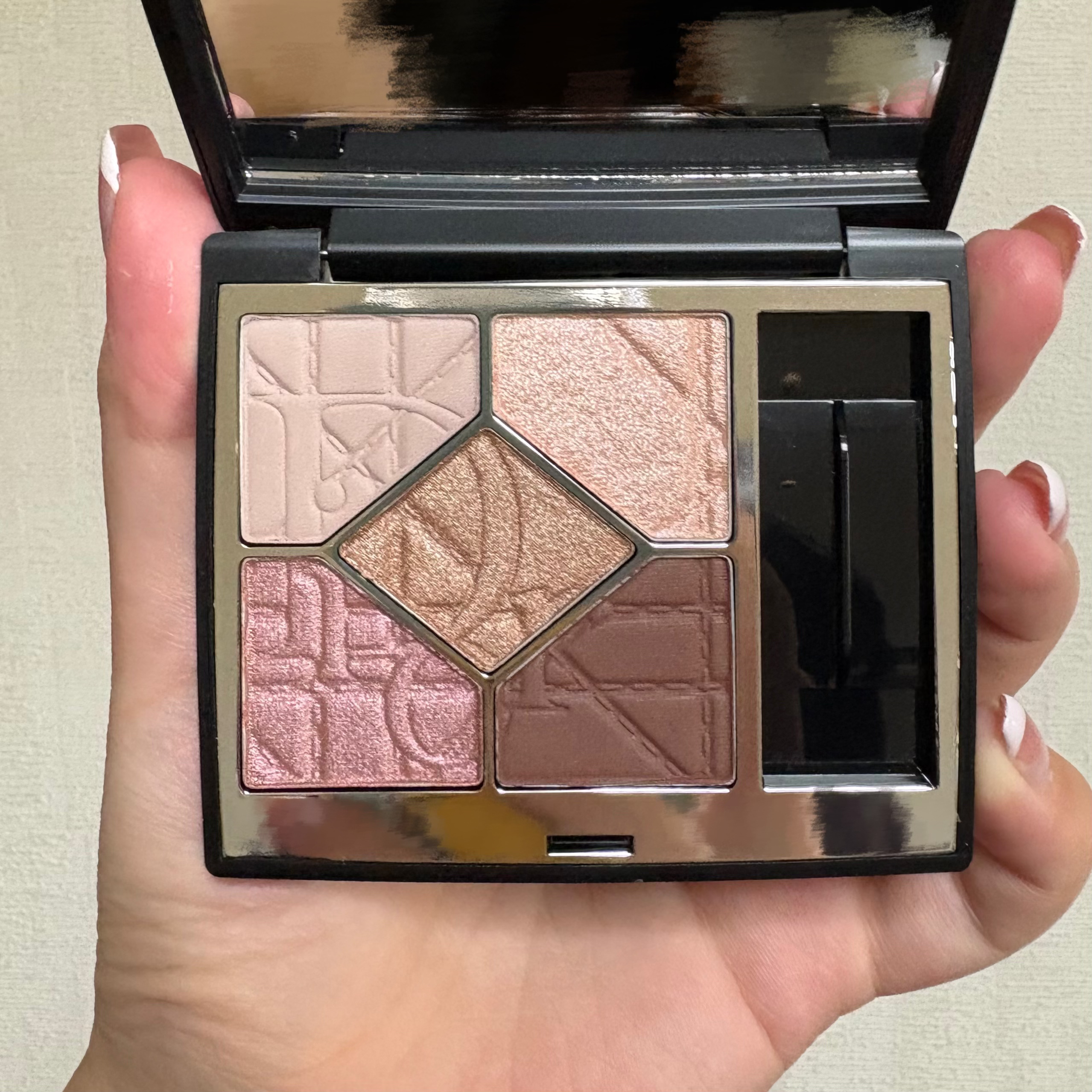 【旧】ディオールショウ サンク クルール（限定品）/Dior/アイシャドウを使ったクチコミ（3枚目）