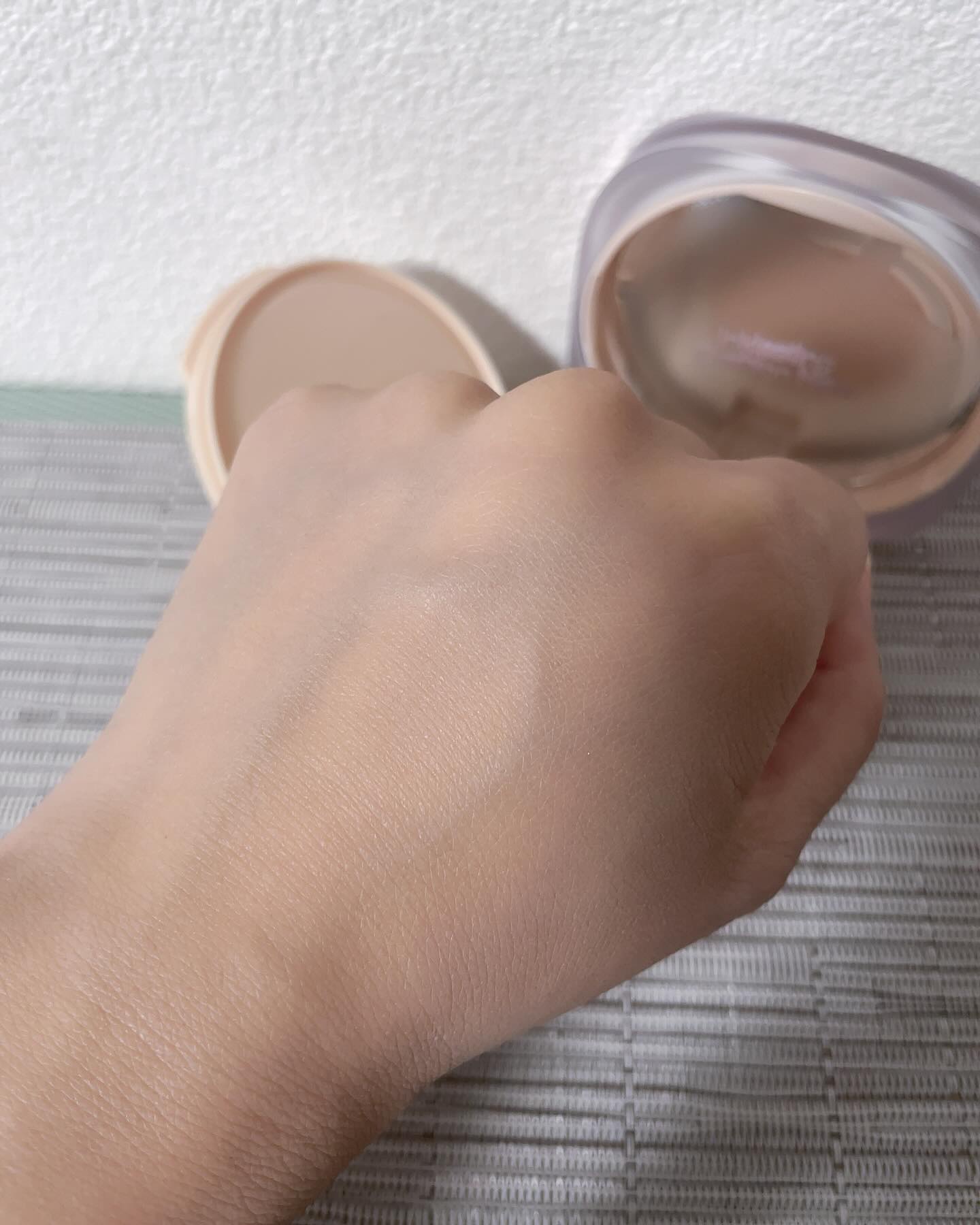 インクラスティングクッションファンデーション/THE FACE SHOP/クッションファンデーションを使ったクチコミ（3枚目）