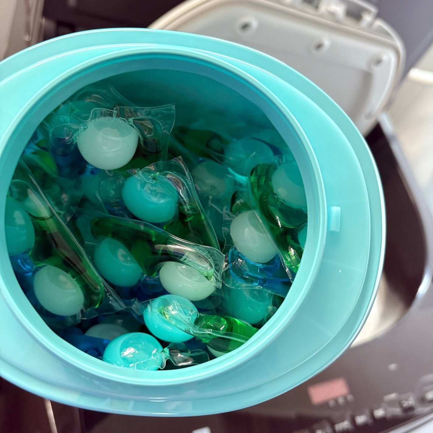 Kou. on LIPS 「【王子製薬KaPOD部屋干しEX】部屋干しの嫌なにおい対策に洗..」(3枚目)