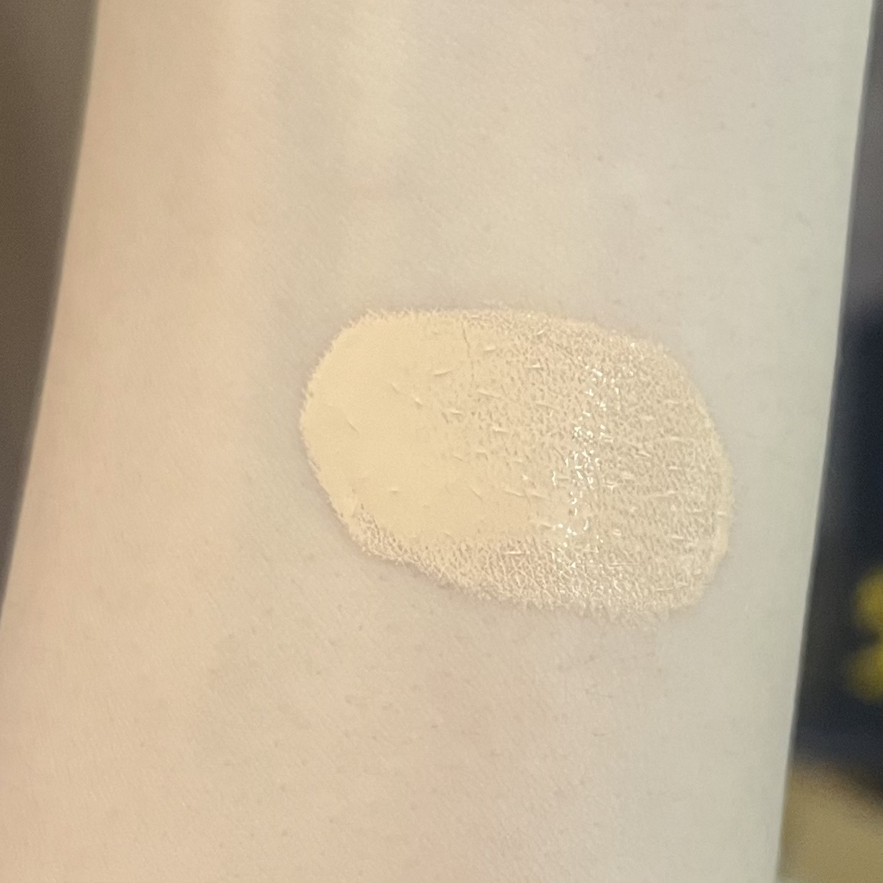 フィーファンデーションガラス/fwee/リキッドファンデーションを使ったクチコミ（3枚目）