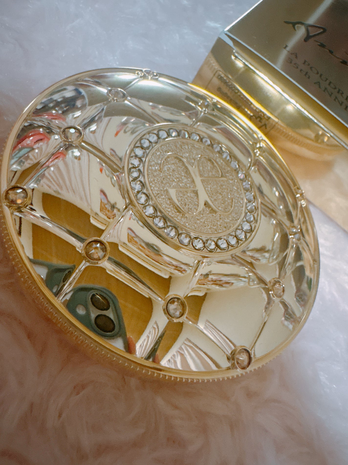 ラ プードル オートニュアンス/Elégance/プレストパウダーを使ったクチコミ(1枚目)