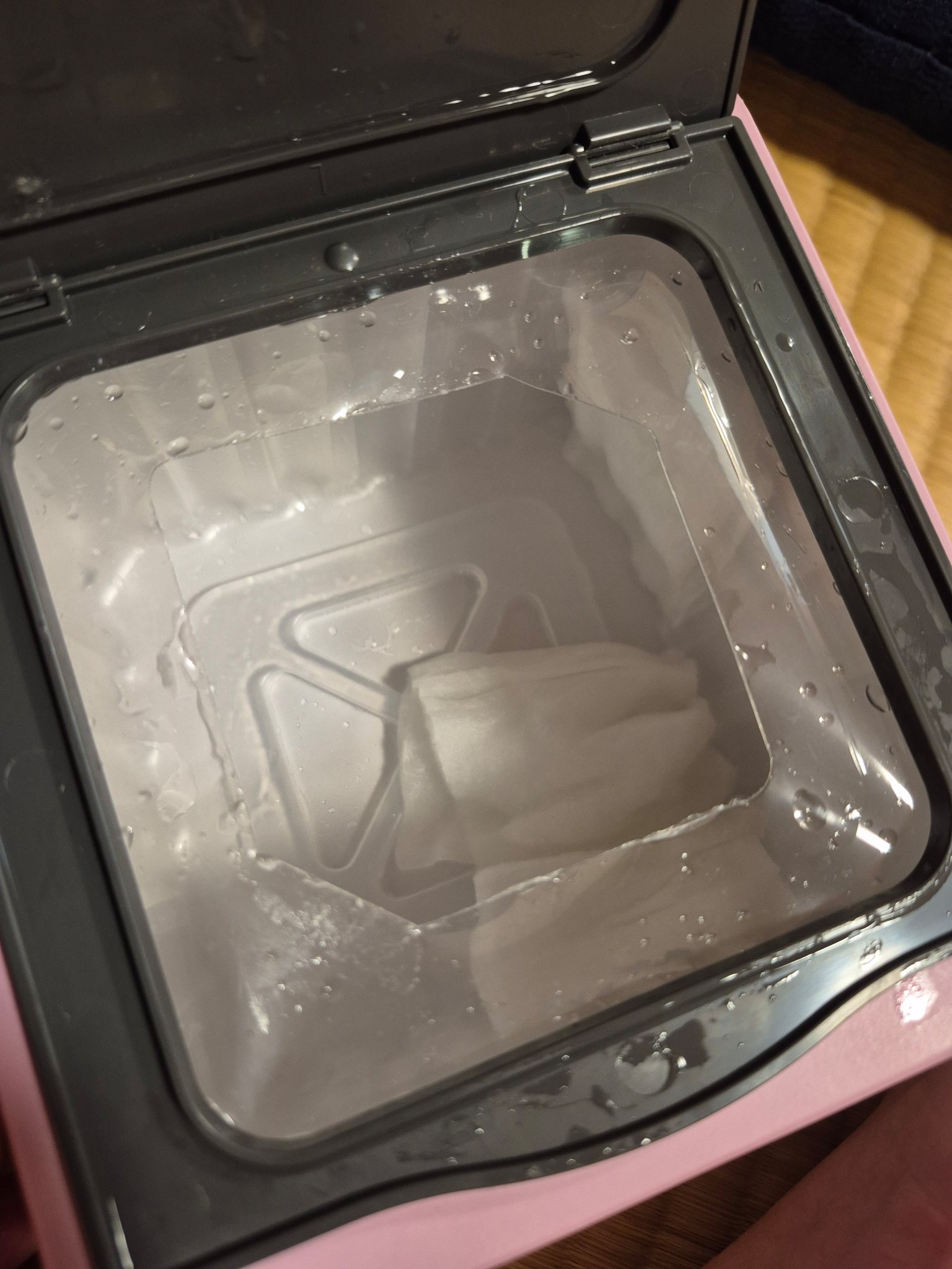 🩷クオリティファースト
🩷ザ・ダーママスク
🩷30枚

コットン6枚分浸して最後使いきりました～👏
カサカサ乾燥が気になる時期に
おすすめパック🎶コスパよく約1ヶ月間楽しめます🎀