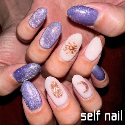 Betty gel(ベティジェル) ピールオフジェルのクチコミ「self nail💅
テーマは太陽☀️と月🌙
今回もほぼキャンドゥのジェル!
どんどん100.....」(1枚目)