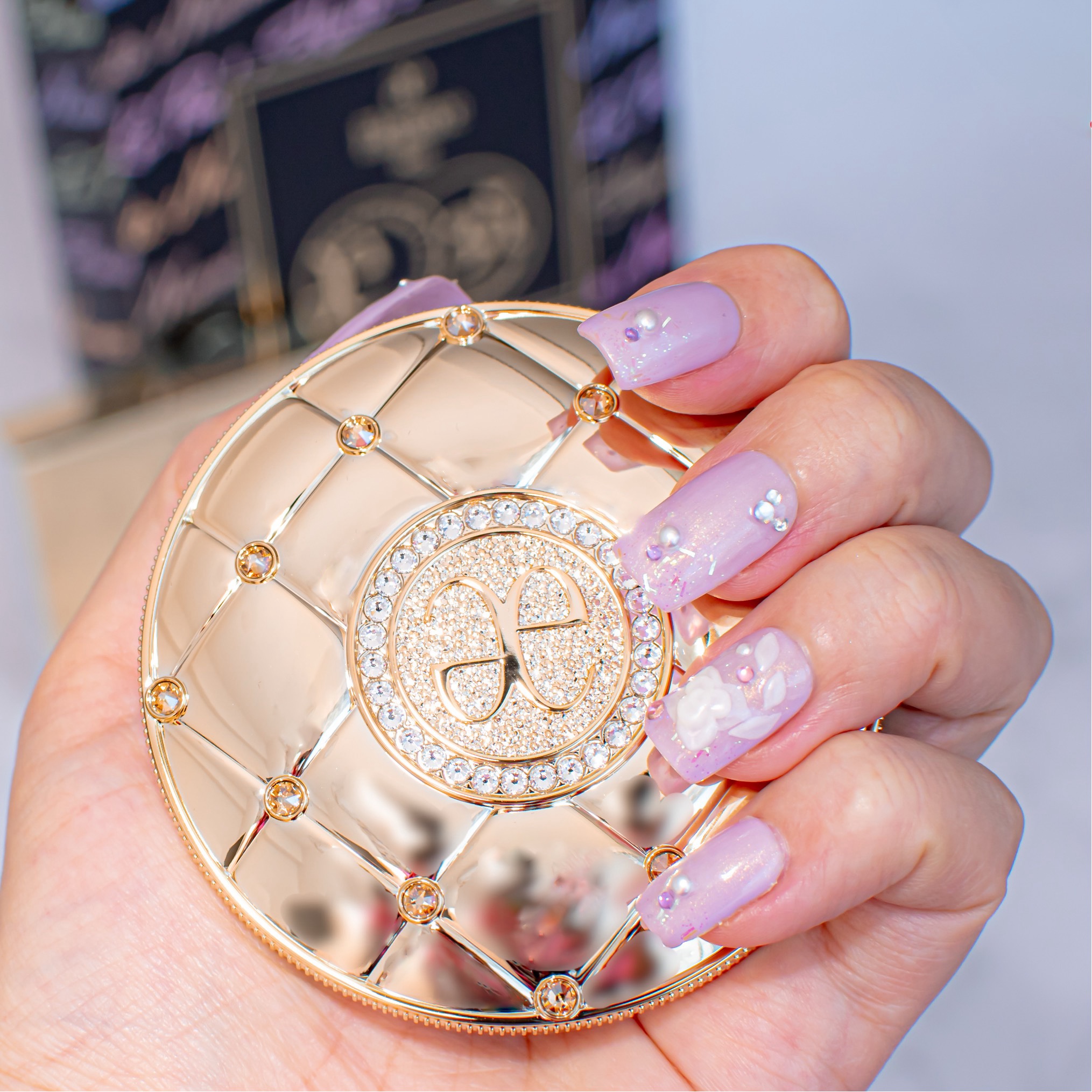 エレガンス ラ プードル オートニュアンス リクスィーズ/Elégance/プレストパウダーを使ったクチコミ（1枚目）