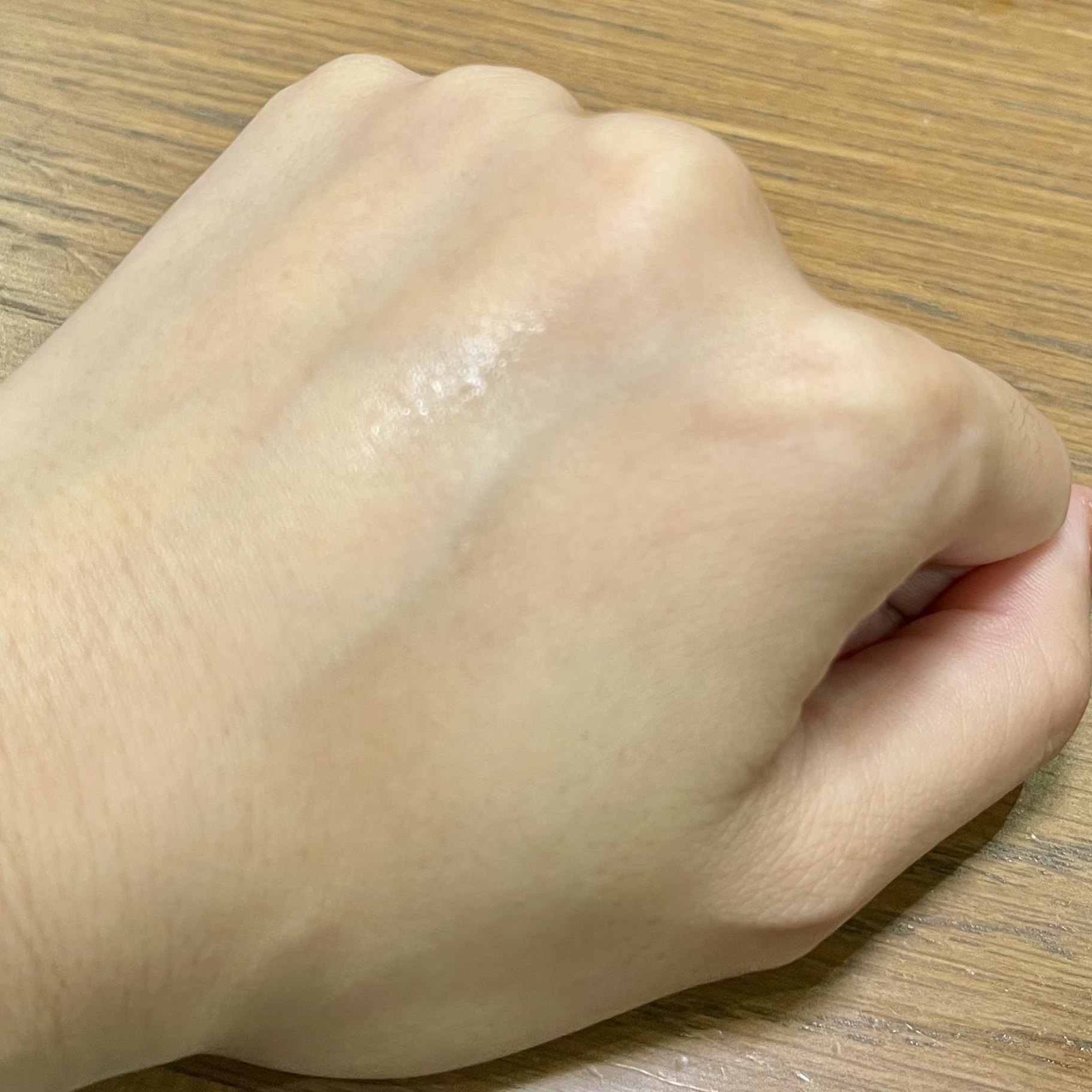 セリア ベースカラーコントローラーのクチコミ「【セリアベースカラーコントローラー】

◎商品名：ユニセックス ベースカラーコントローラー ナ.....」（3枚目）