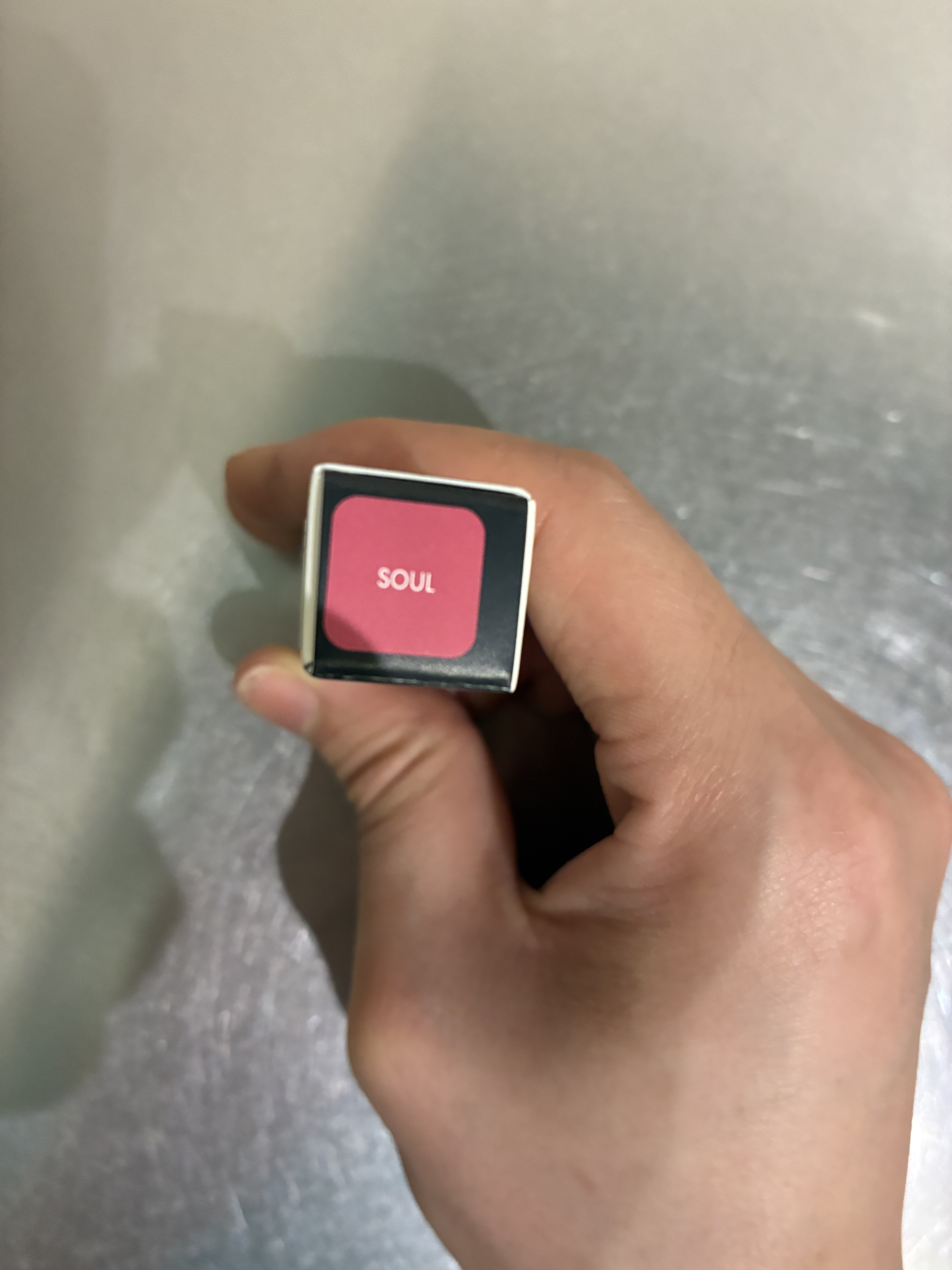 ミネラリスト デューイー リップ バーム/bareMinerals/口紅を使ったクチコミ（2枚目）