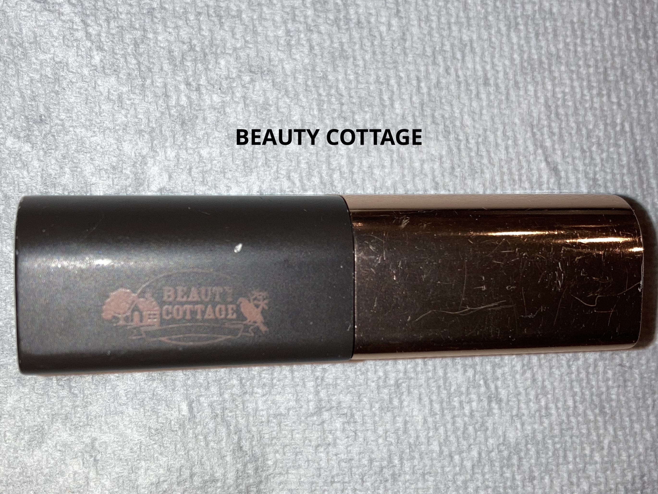 LUXURY VELVET MATTE LIPSTICK/Beauty Cottage/口紅を使ったクチコミ（1枚目）