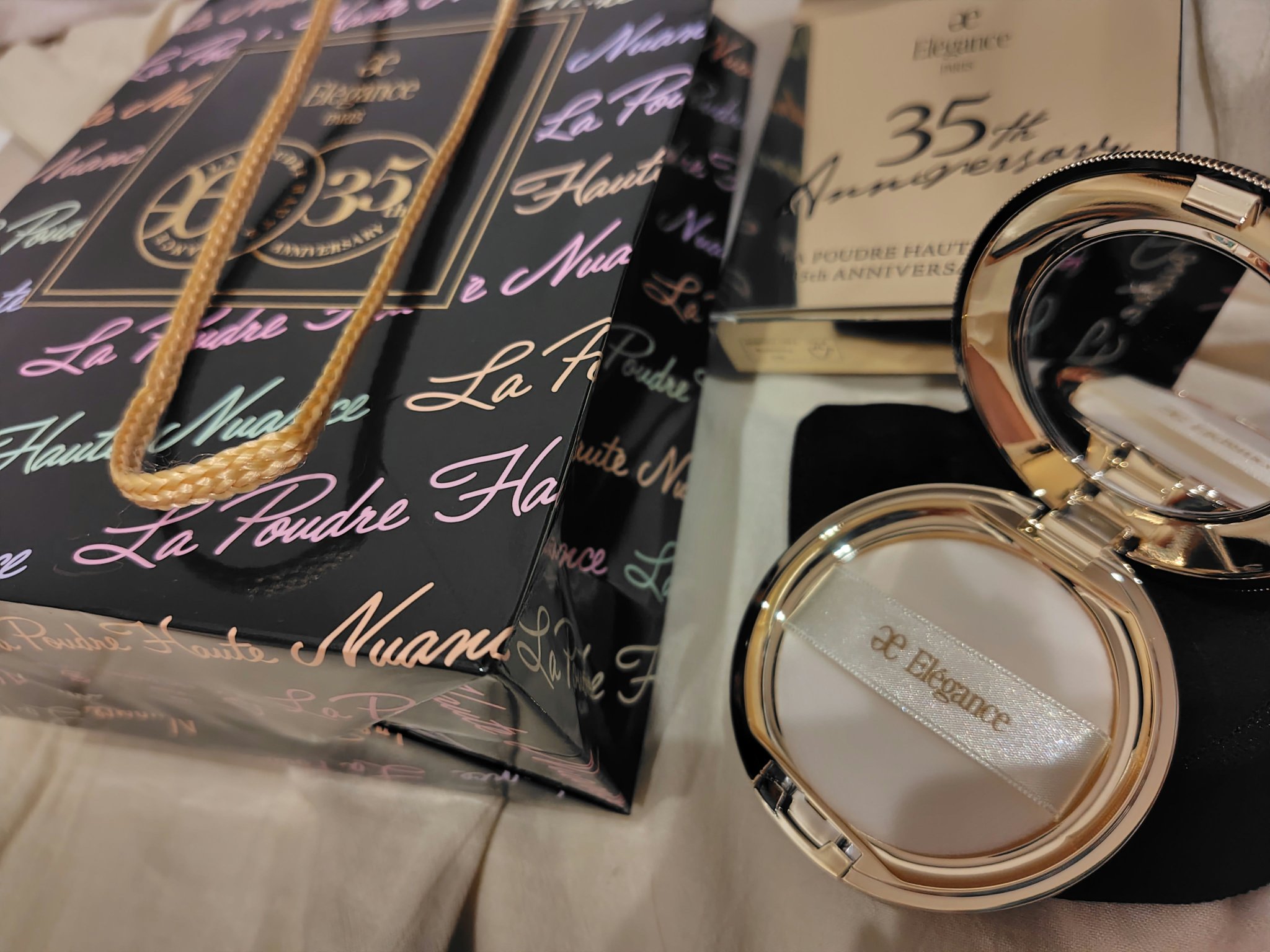 ラ プードル オートニュアンス/Elégance/プレストパウダーを使ったクチコミ（3枚目）