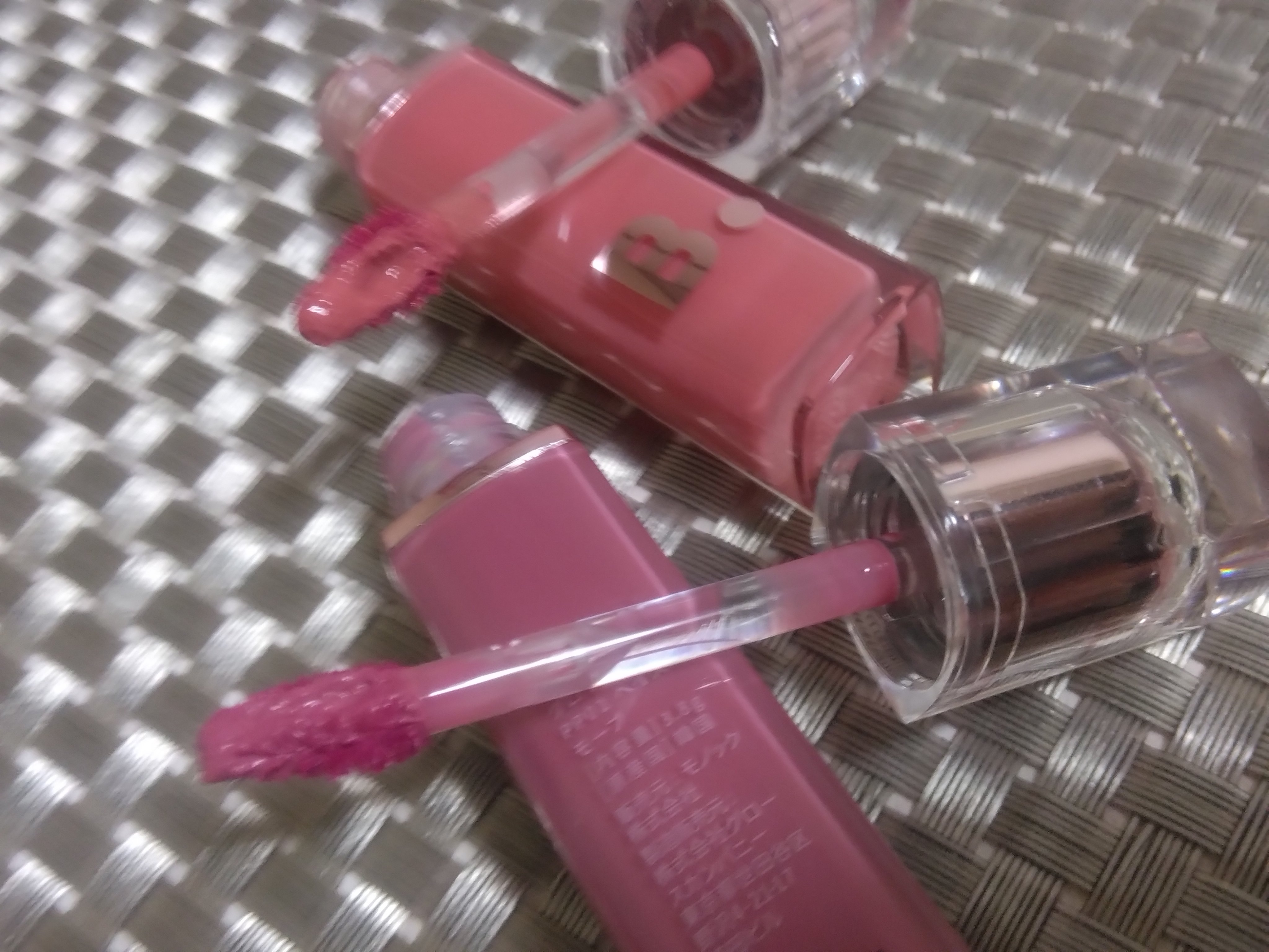 バニラコ デューグロウティント PP01 ヘイズモーブ/BANILA CO/リップティントを使ったクチコミ（3枚目）