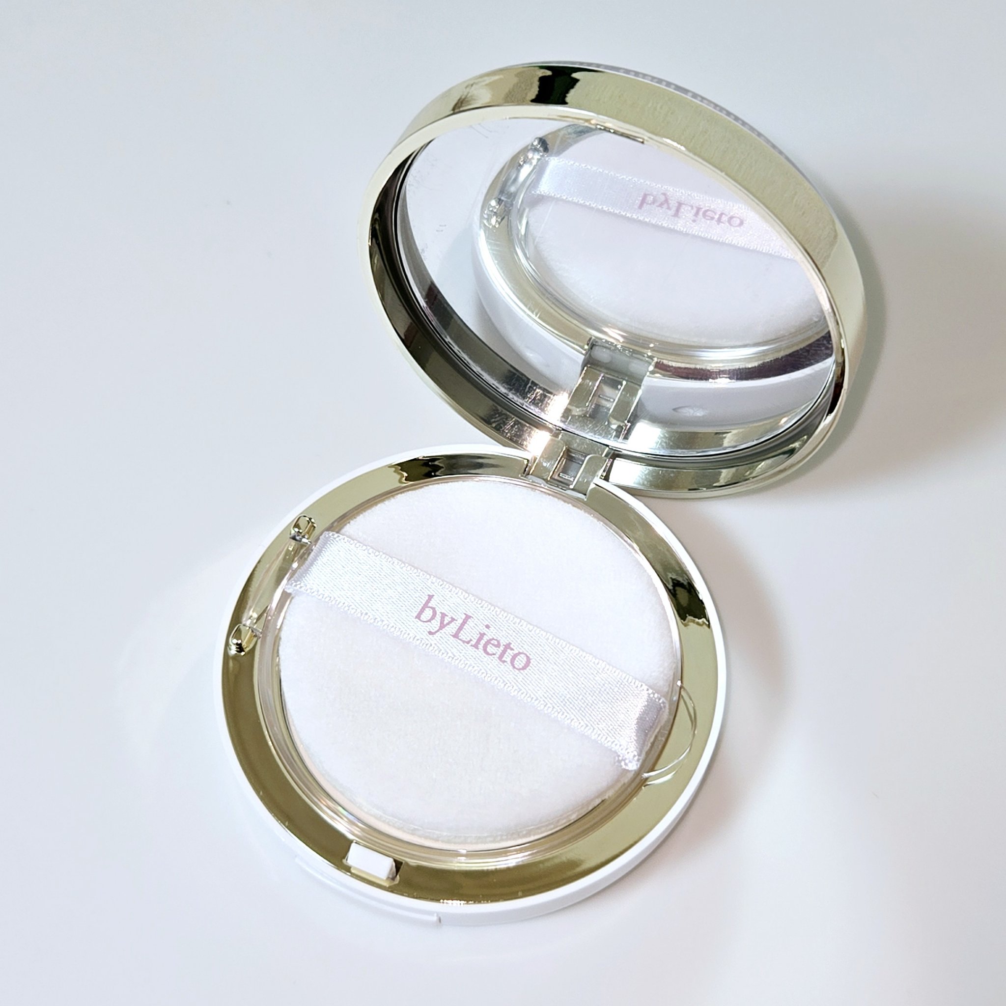 ハイドラセッティングパウダー/byLieto/プレストパウダーを使ったクチコミ（2枚目）