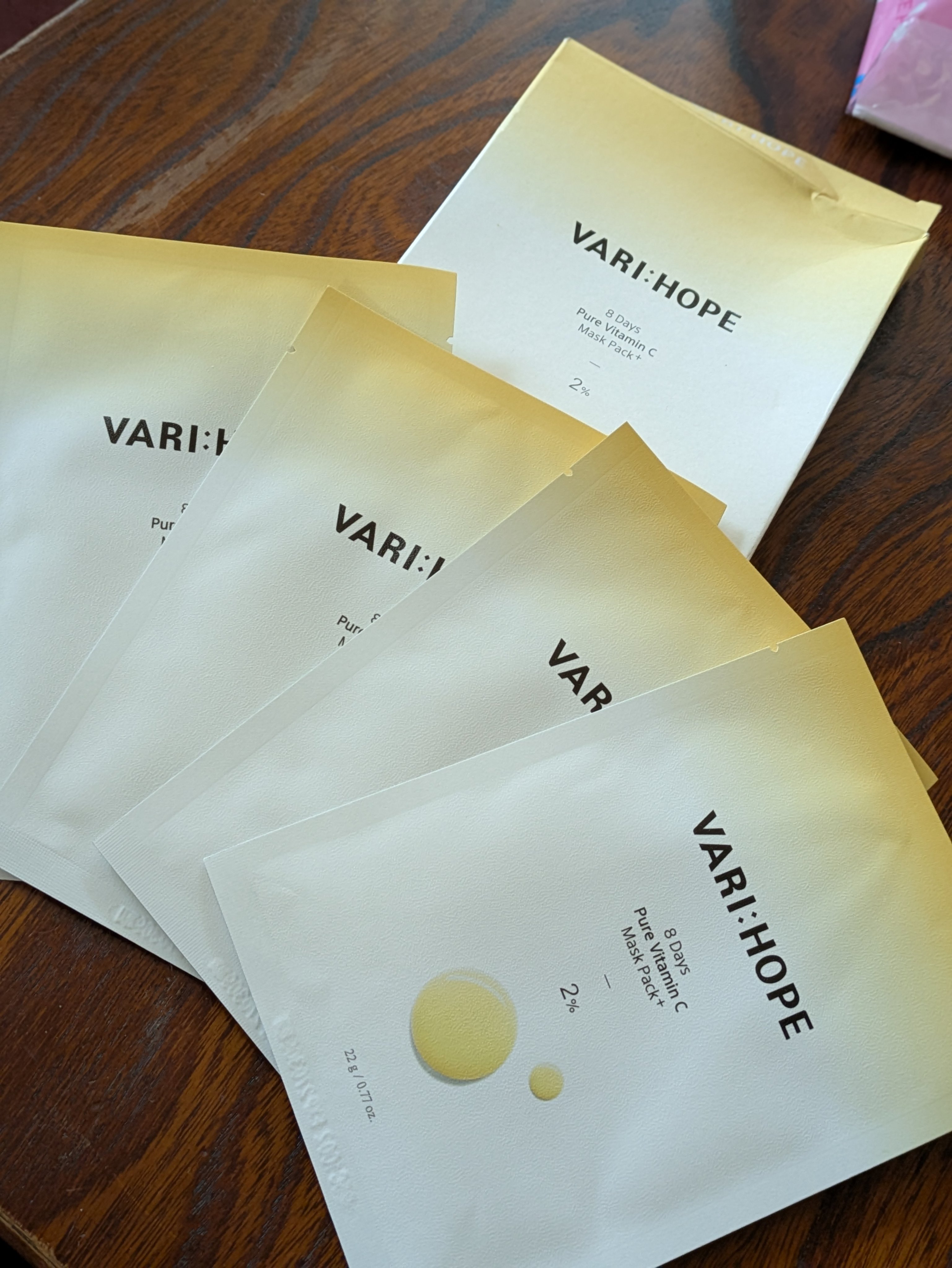 ８デイズピュアビタミンCアンプル/VARI:HOPE/美容液を使ったクチコミ（2枚目）