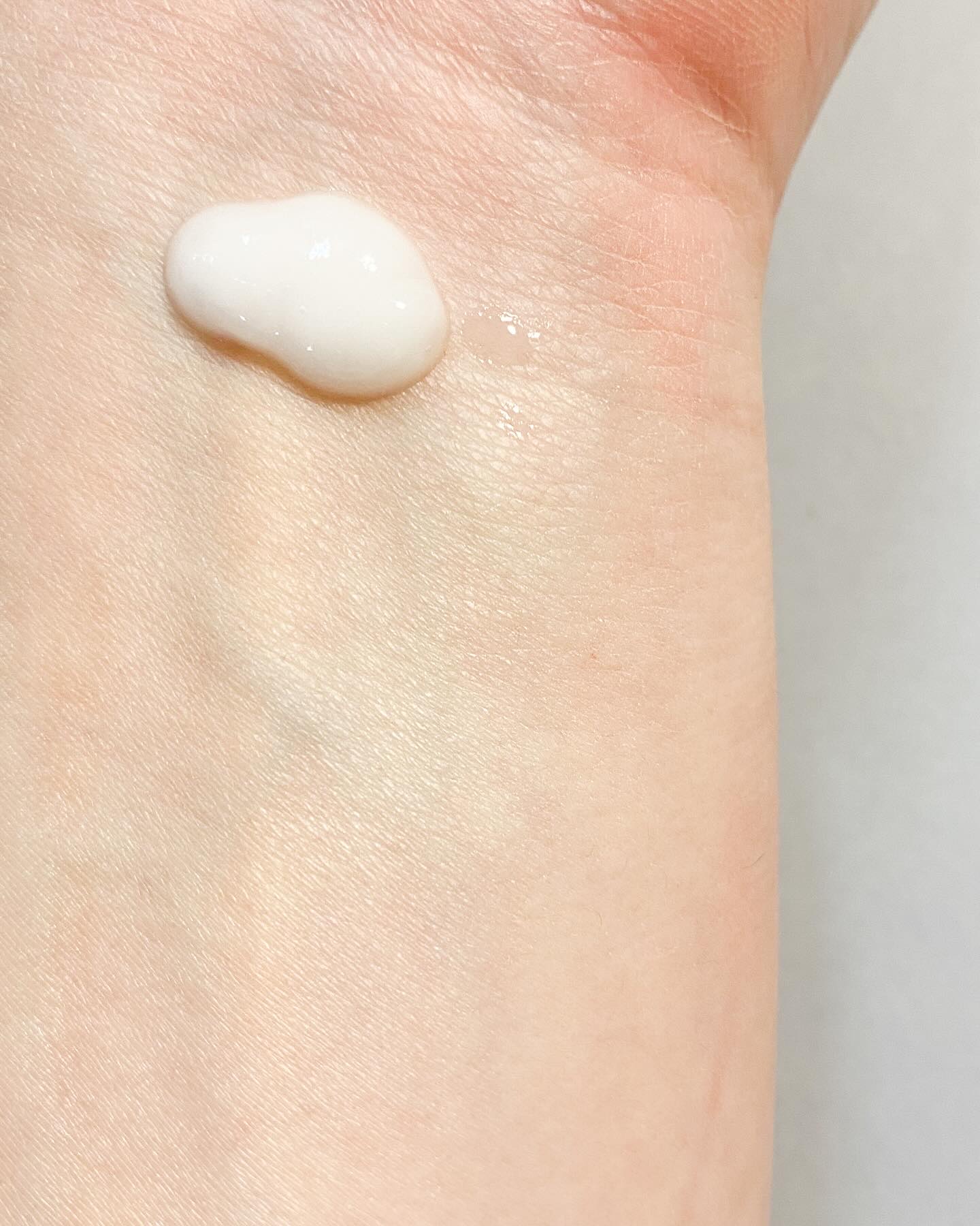 プレミアムエンリッチセラム/VanCleo/美容液を使ったクチコミ（3枚目）