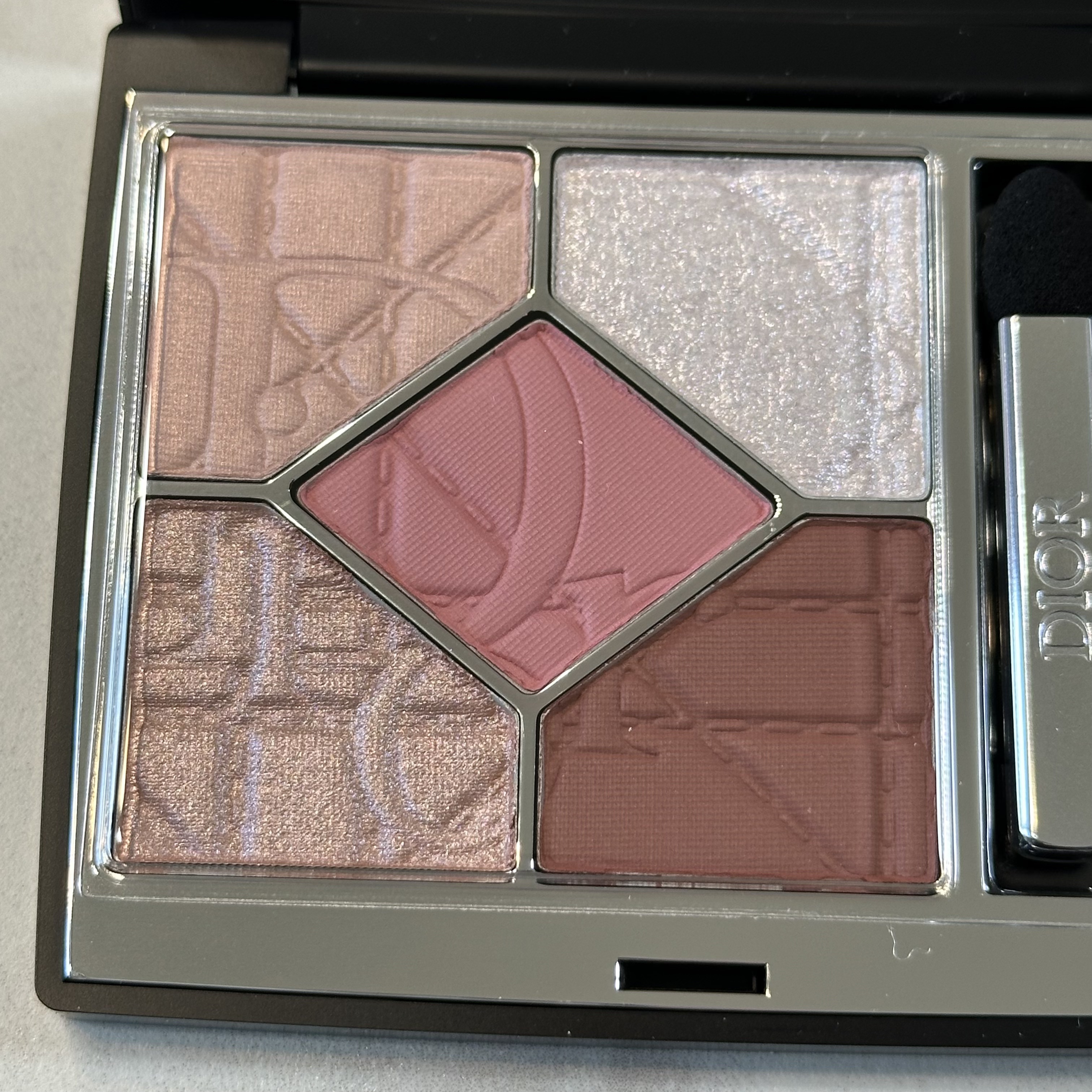 【旧】ディオールショウ サンク クルール（限定品）/Dior/アイシャドウを使ったクチコミ（3枚目）