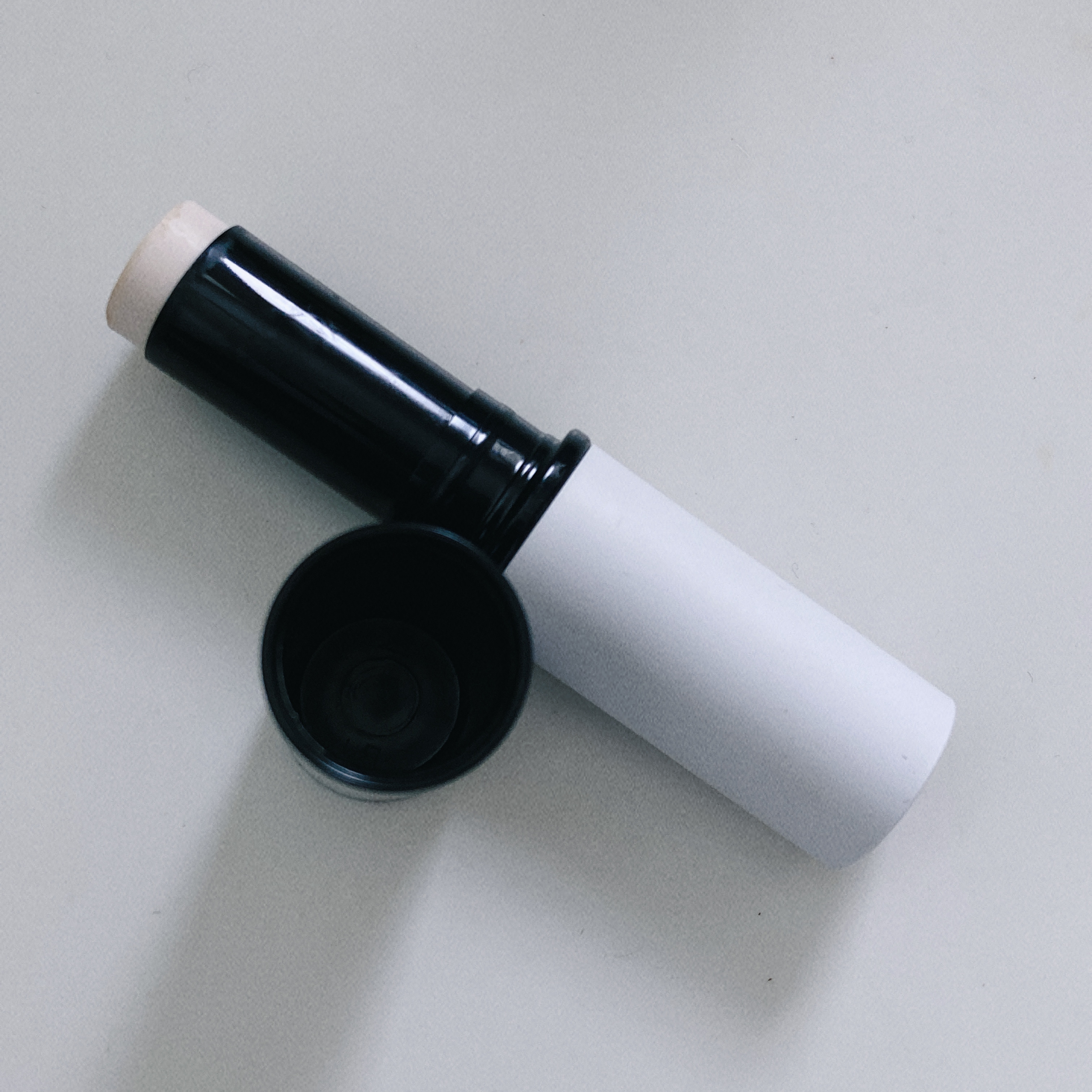 アディクション シルキーバームスティック/ADDICTION/化粧下地を使ったクチコミ（2枚目）