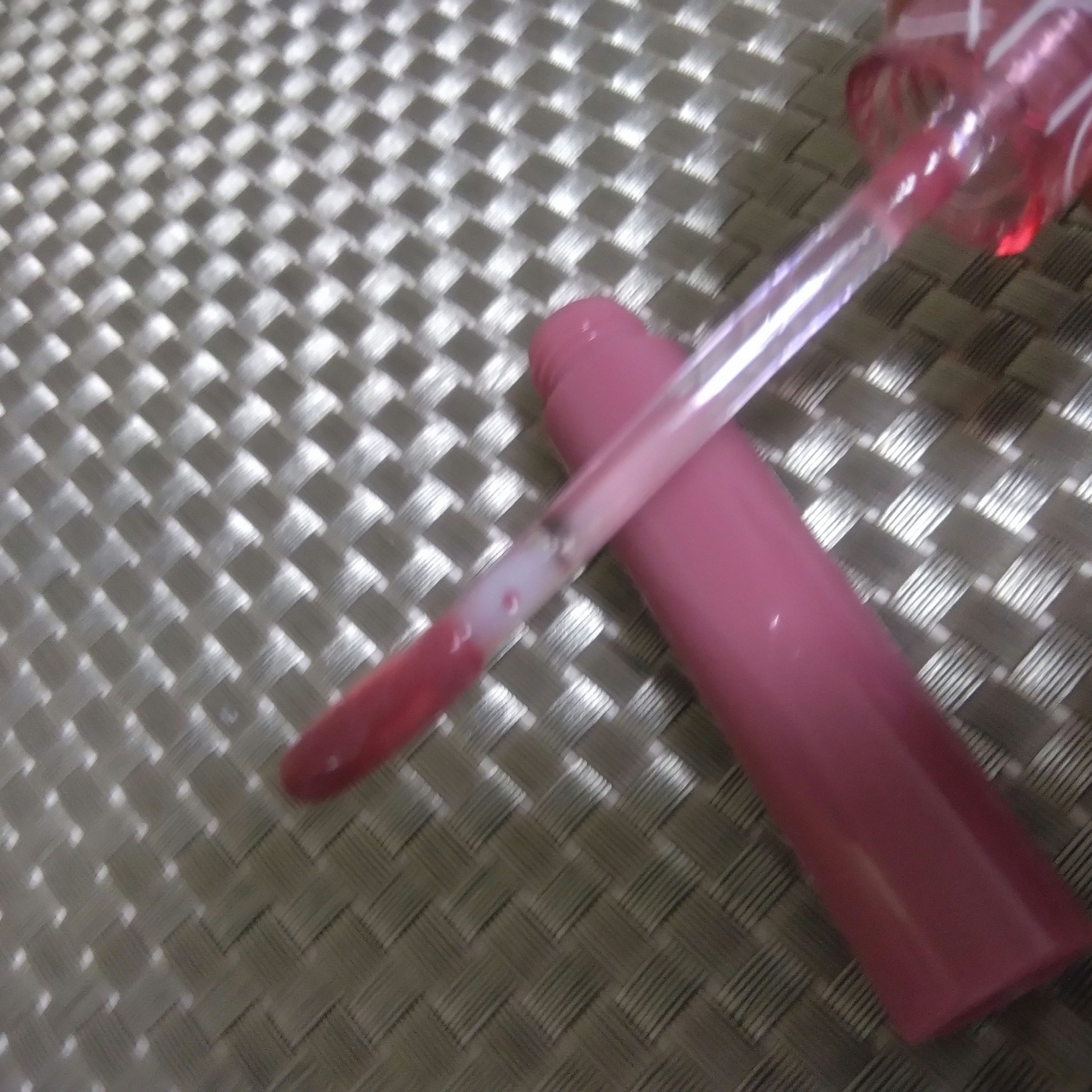 グラスティングカラーグロス 03 ローズフィンチ(ROSE FINCH) /rom&nd/リップグロスを使ったクチコミ（3枚目）