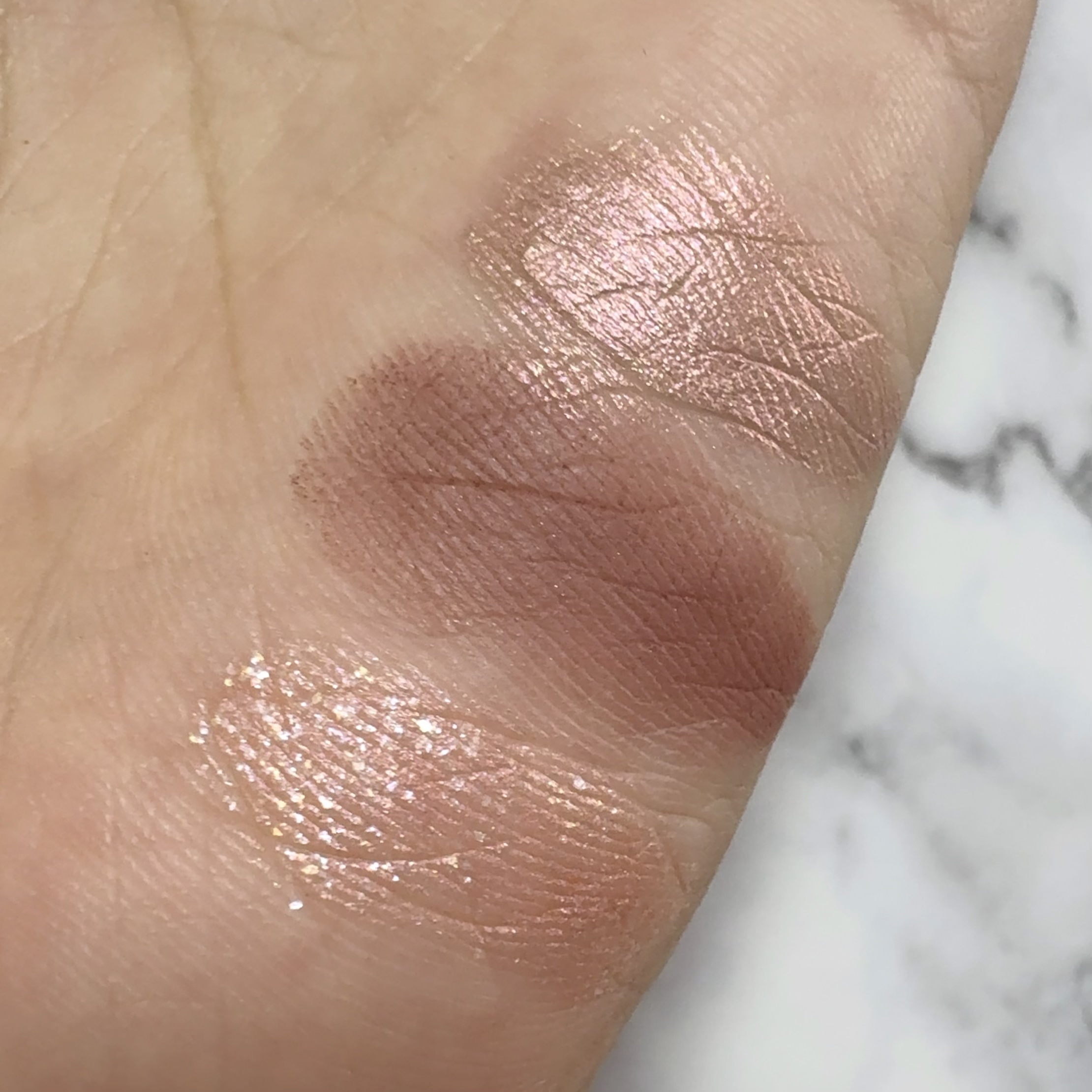 ケイト ザ アイカラー/KATE/単色アイシャドウを使ったクチコミ（3枚目）