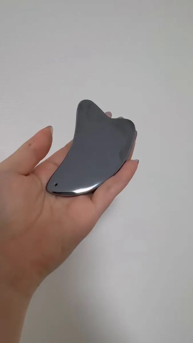 メガ割絶対絶対おすすめなのがこれ。

https://m.qoo10.jp/su/1441399126/Q177577952

お顔のむくみや、小顔マッサージにも最適。
お風呂でも使えて毎日朝晩使ってる

#Qoo10 #Qoo10アンバサ