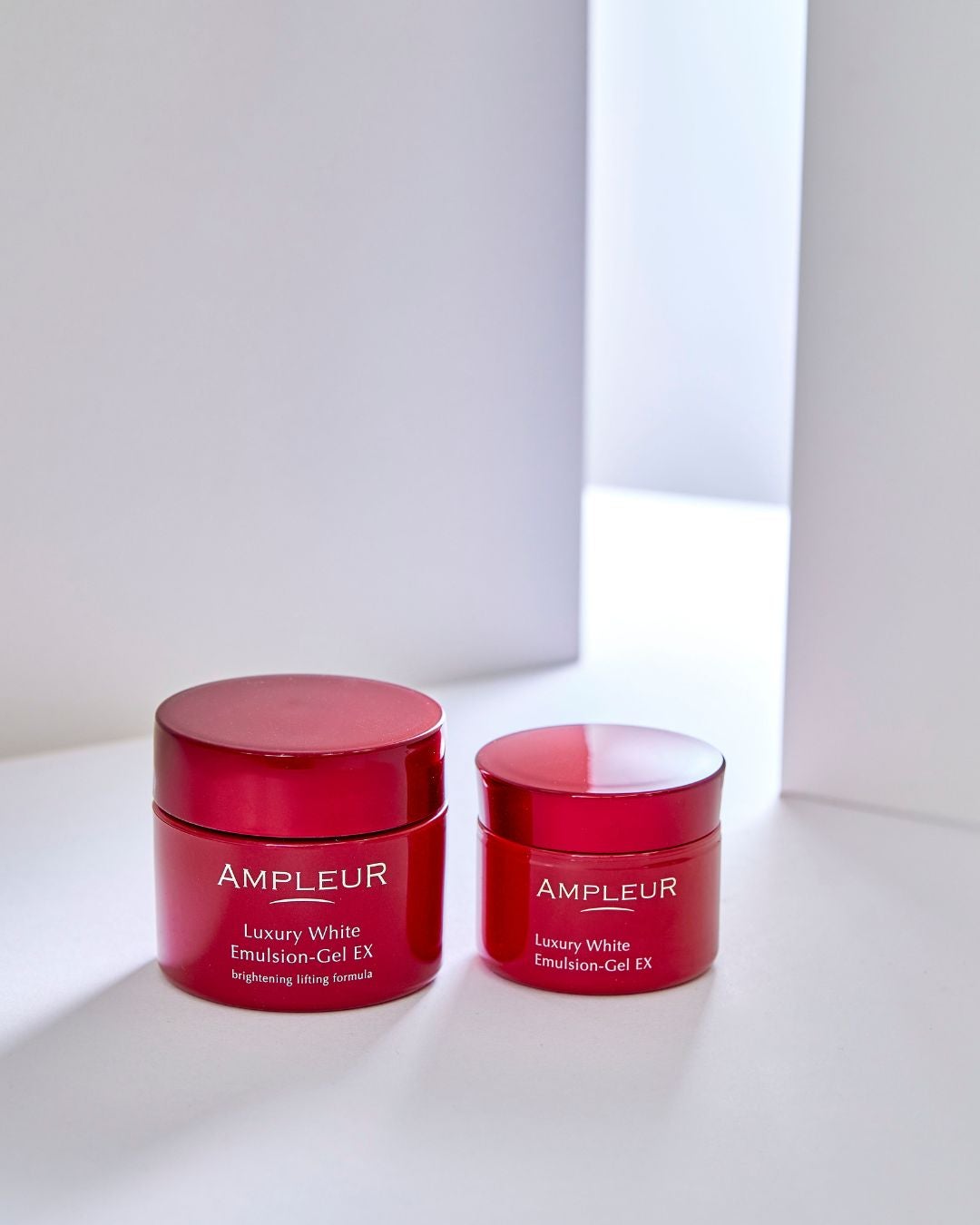 ラグジュアリーホワイト エマルジョンゲルEX/アンプルール/乳液を使ったクチコミ(2枚目)