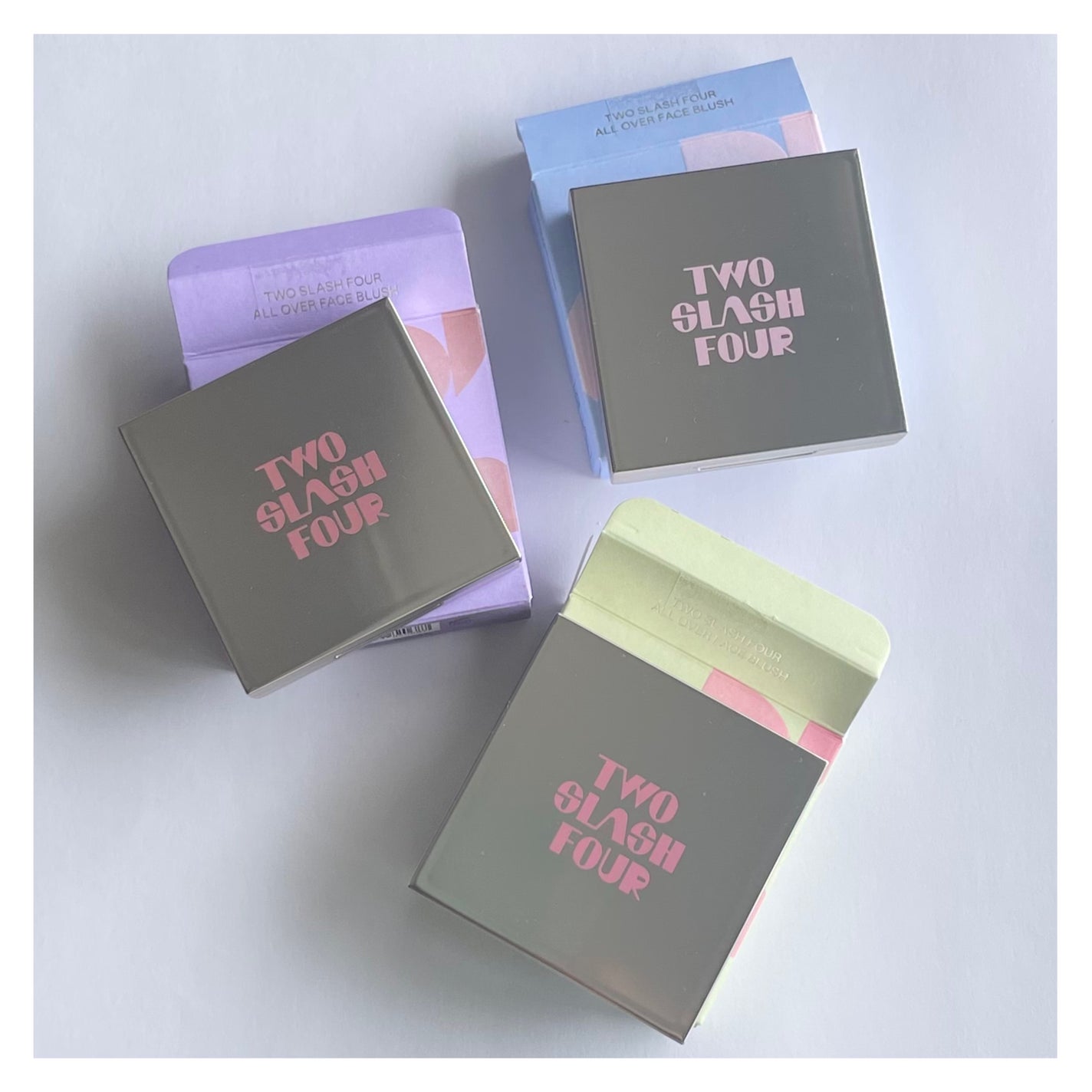 オールオーバーフェイスブラッシュ/TWO SLASH FOUR/パウダーチークを使ったクチコミ(2枚目)