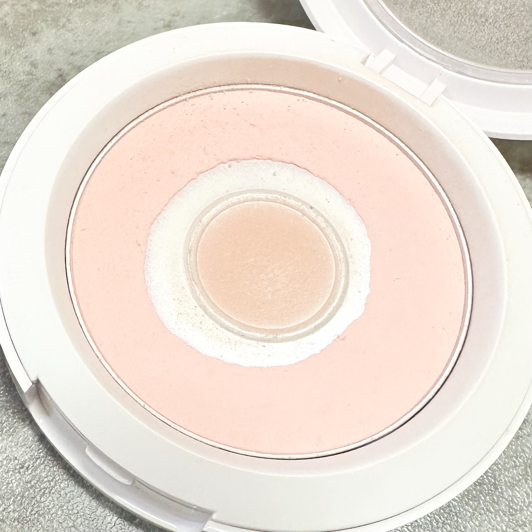 アピュー パステルブラッシャー/A’pieu/パウダーチークを使ったクチコミ（2枚目）