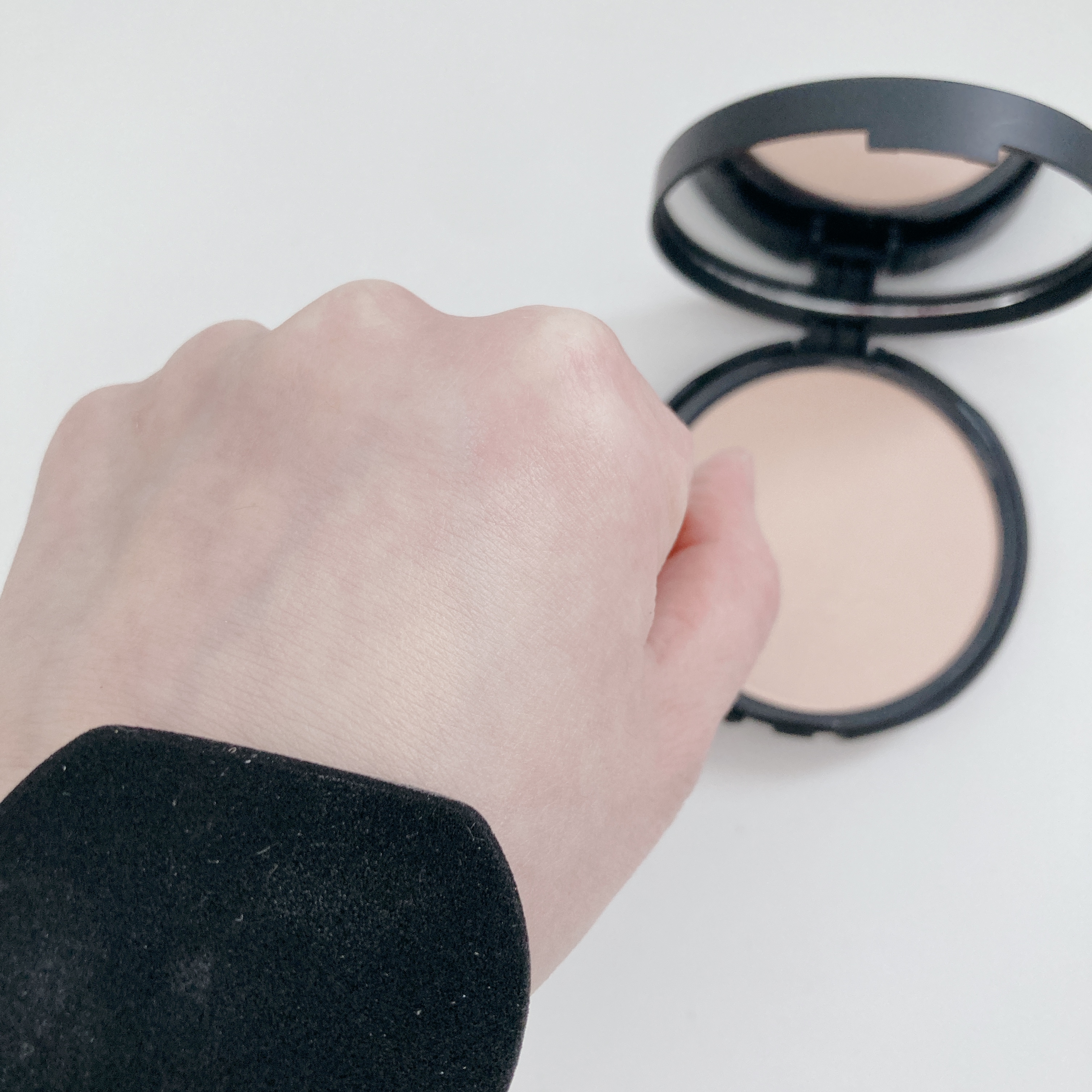 ベアプロ 24HR パウダー ファンデーション/bareMinerals/パウダーファンデーションを使ったクチコミ（3枚目）