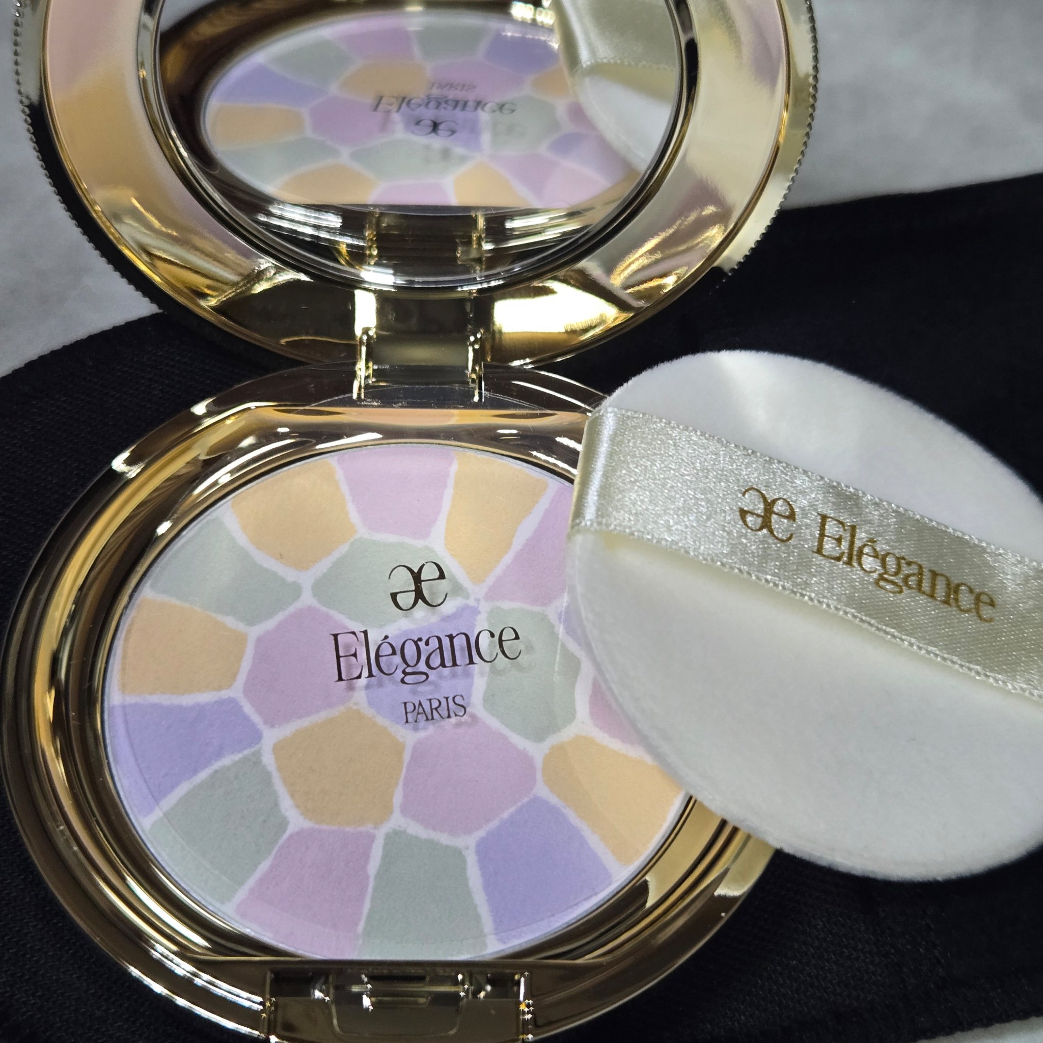 ラ プードル オートニュアンス/Elégance/プレストパウダーを使ったクチコミ（3枚目）