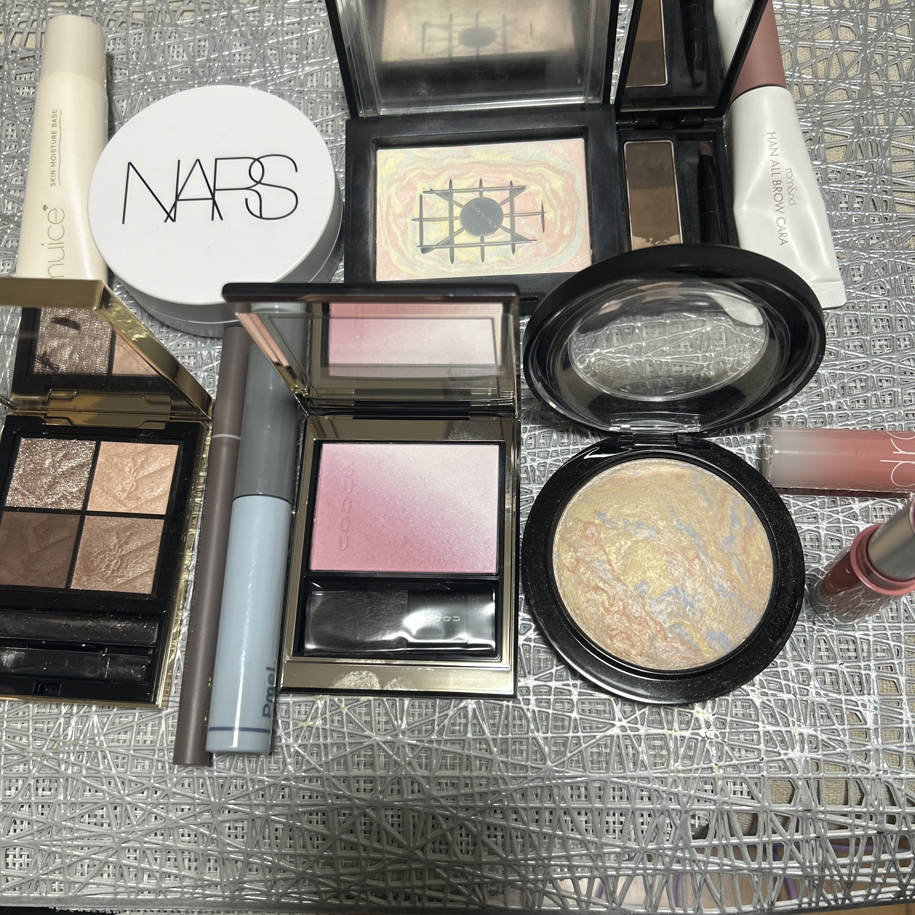 M·A·C ミネラライズ スキンフィニッシュ/M・A・C/パウダーハイライトを使ったクチコミ（2枚目）