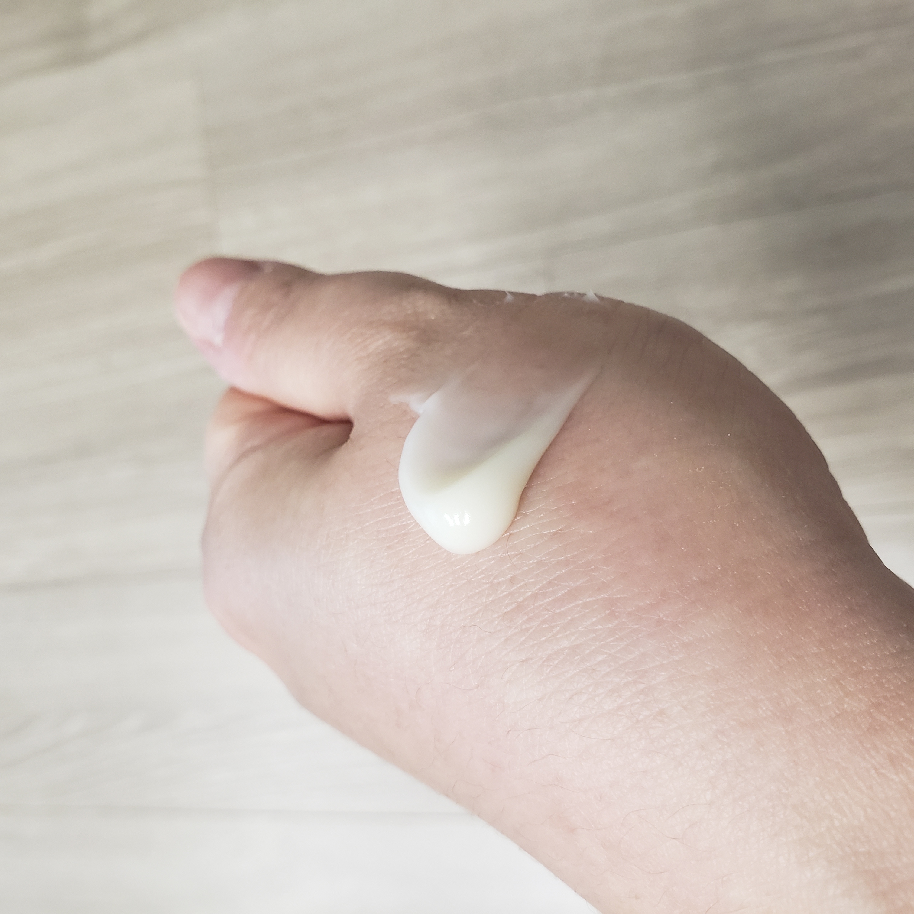 アビブ　グルタチオンソームダークスポットセラムビタドロップ/Abib /美容液を使ったクチコミ（3枚目）