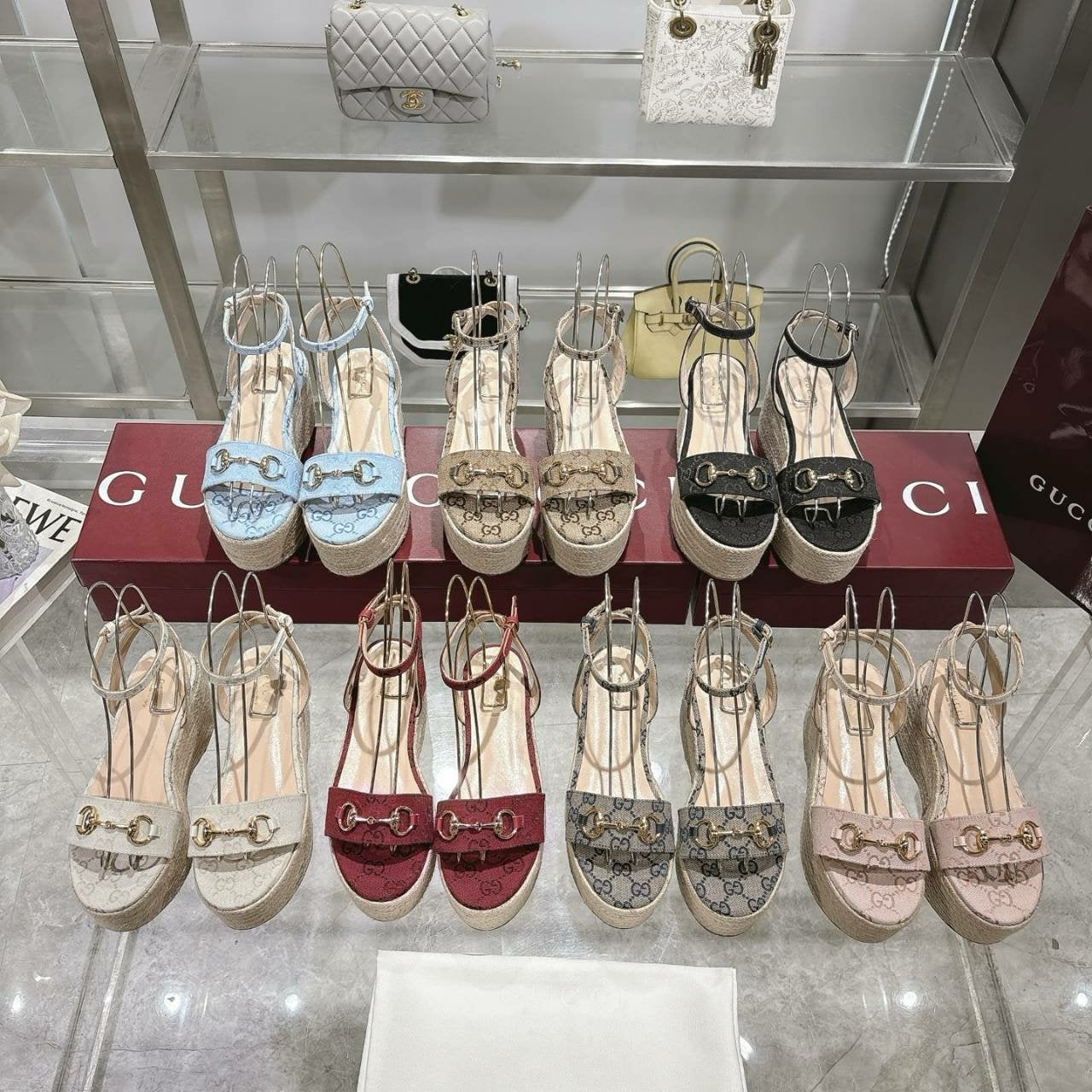 L̴̴i̴̴n̴̴e̴: ttbb525 on LIPS 「スリッパ#Qoo10メガ割#LIPSベスコスを語ります..」(4枚目)