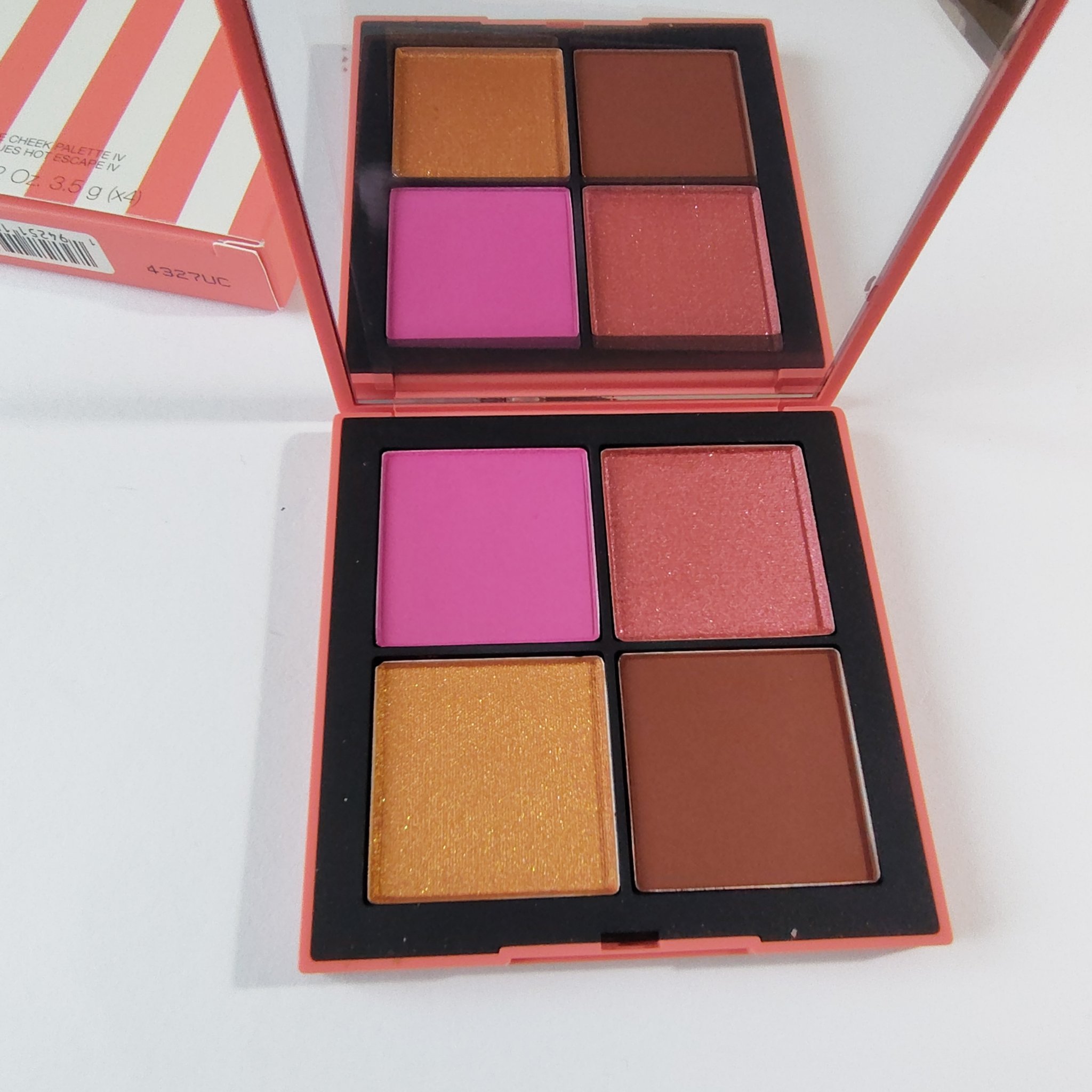 NARS ホットエスケープ チークパレット Ⅳ / NARS(ナーズ) | LIPS