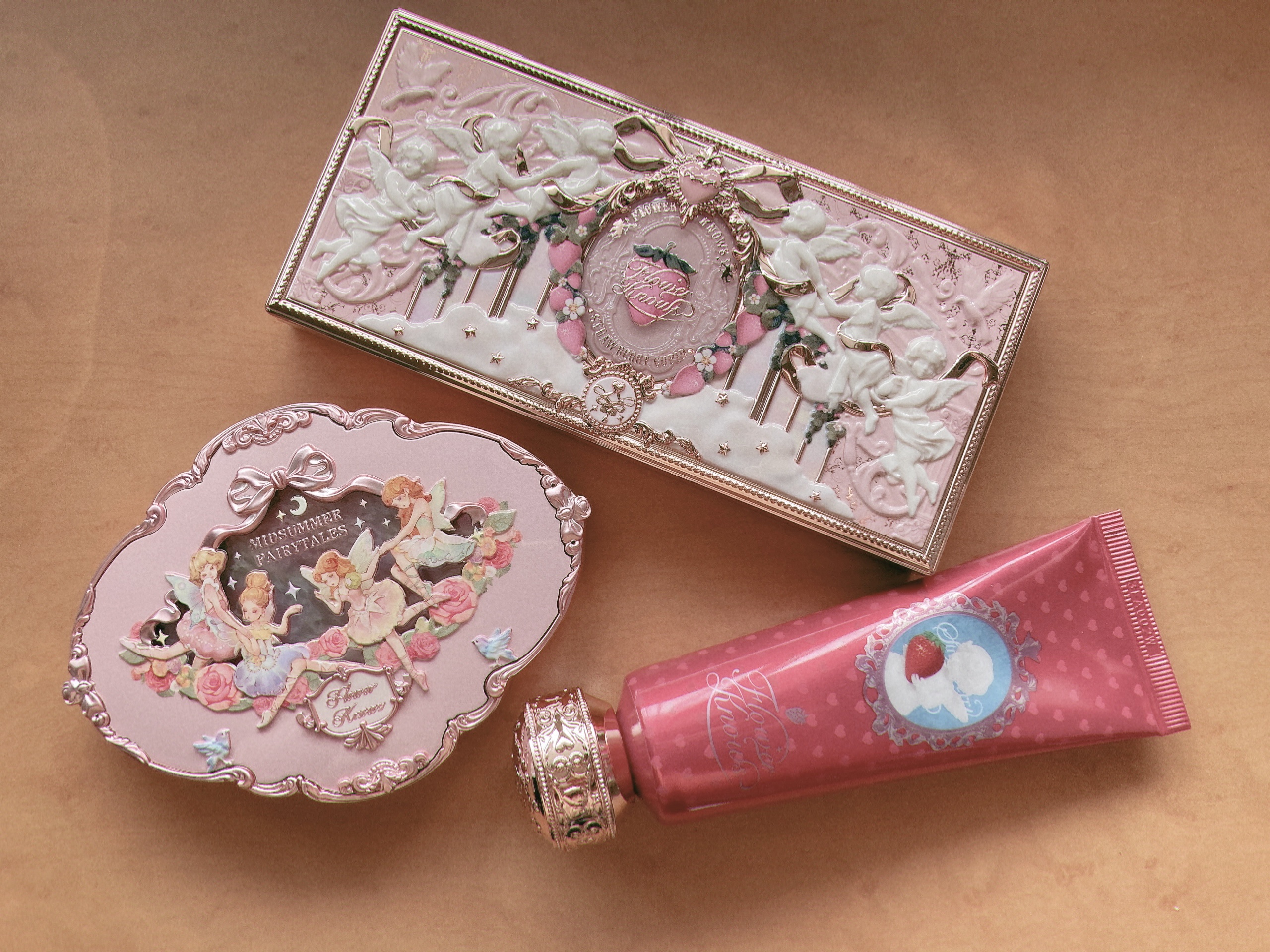 ミッドサマーフェアリーテイルズコレクション 5色アイシャドウパレット/FlowerKnows/アイシャドウパレットを使ったクチコミ（2枚目）