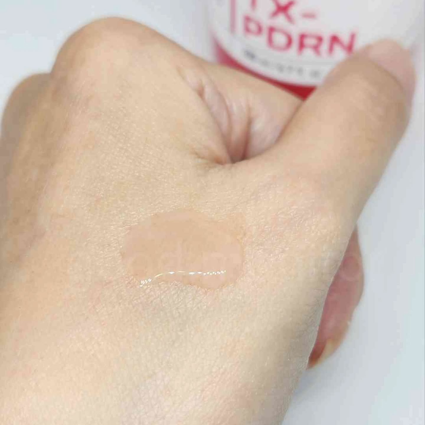 ダーマアンサーピンクトーニングトナー/CNP Laboratory/化粧水を使ったクチコミ（3枚目）