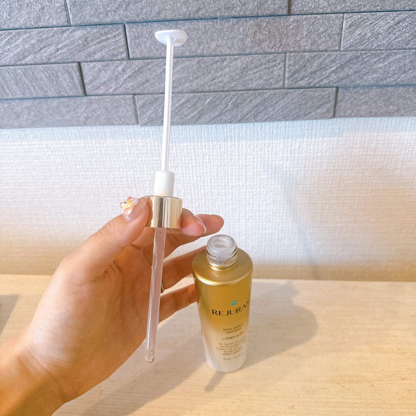 REJURAN デュアルエフェクトアンプル 30ml/REJURAN COSMETICS/美容液を使ったクチコミ(3枚目)