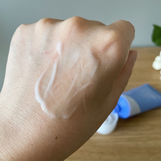 アトバリア365 ハイドロクリーム /AESTURA/フェイスクリームを使ったクチコミ（3枚目）