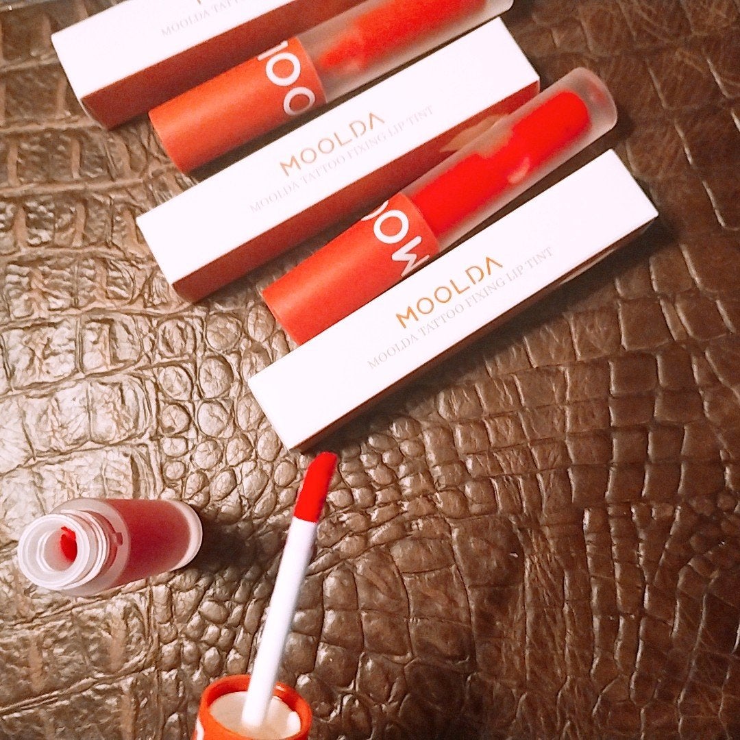 mcgroupakiko on LIPS 「落ちにくいと謳われるリップのなかで、経験上「強力な着色でまるで..」(3枚目)