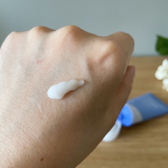 アトバリア365 ハイドロクリーム /AESTURA/フェイスクリームを使ったクチコミ（2枚目）