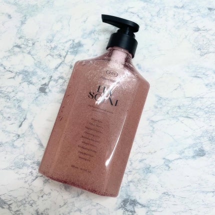 スクラブボディウォッシュ フラワーマーケット ホワイトチューリップ/LUV SCENT/ボディスクラブを使ったクチコミ(1枚目)