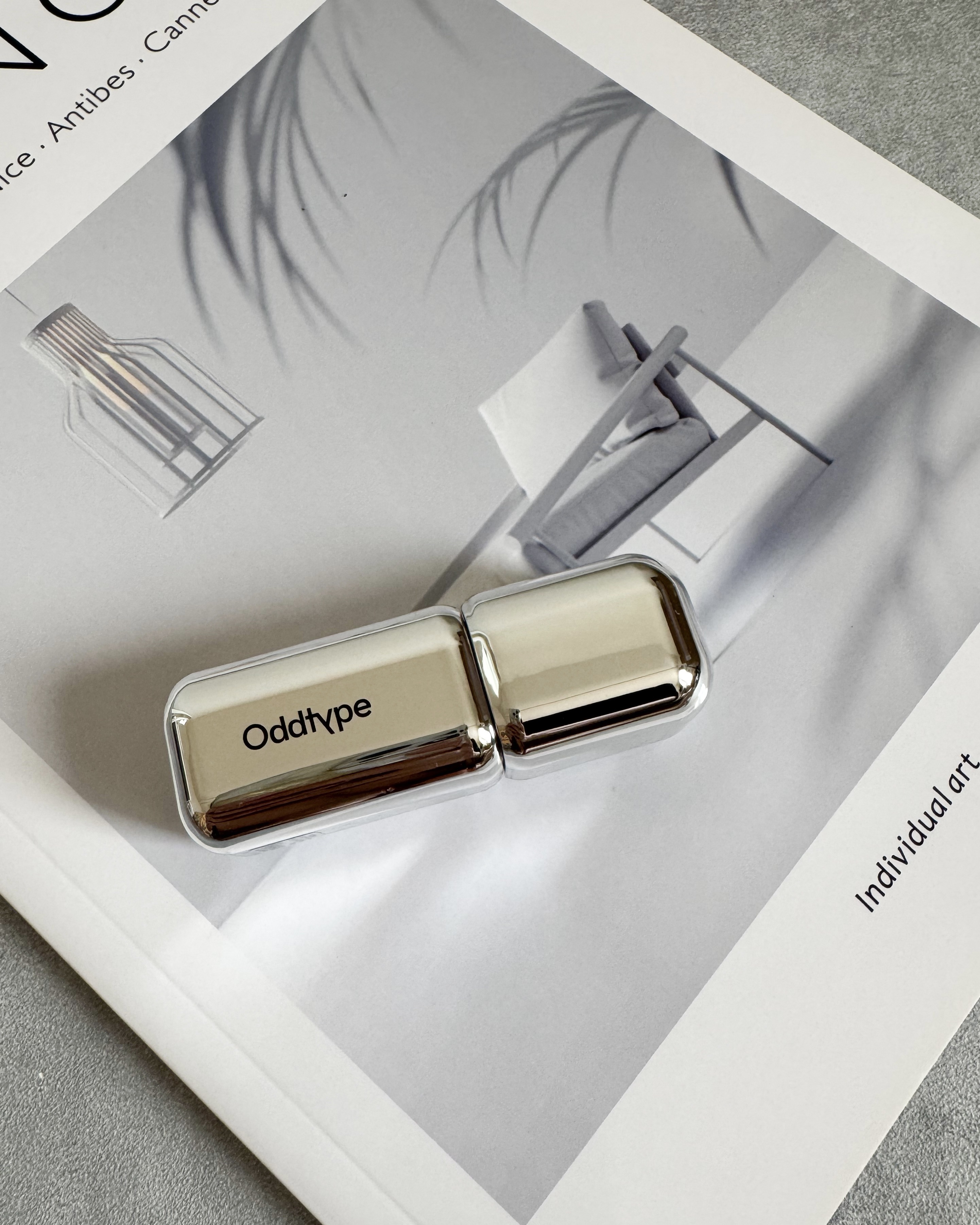 アンシーン ミラーティント 565 オッド,イブン/Oddtype/リップティントを使ったクチコミ（1枚目）