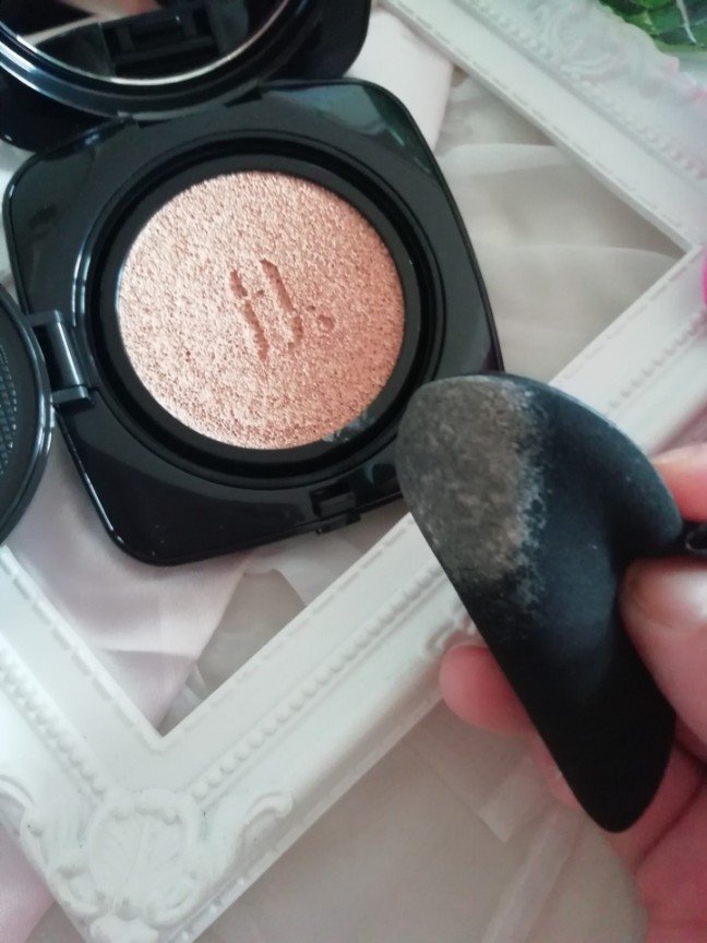 レイヤリングフィット グロークッションEX N1.5 スウェード(Suede)/TFIT/クッションファンデーションを使ったクチコミ（2枚目）